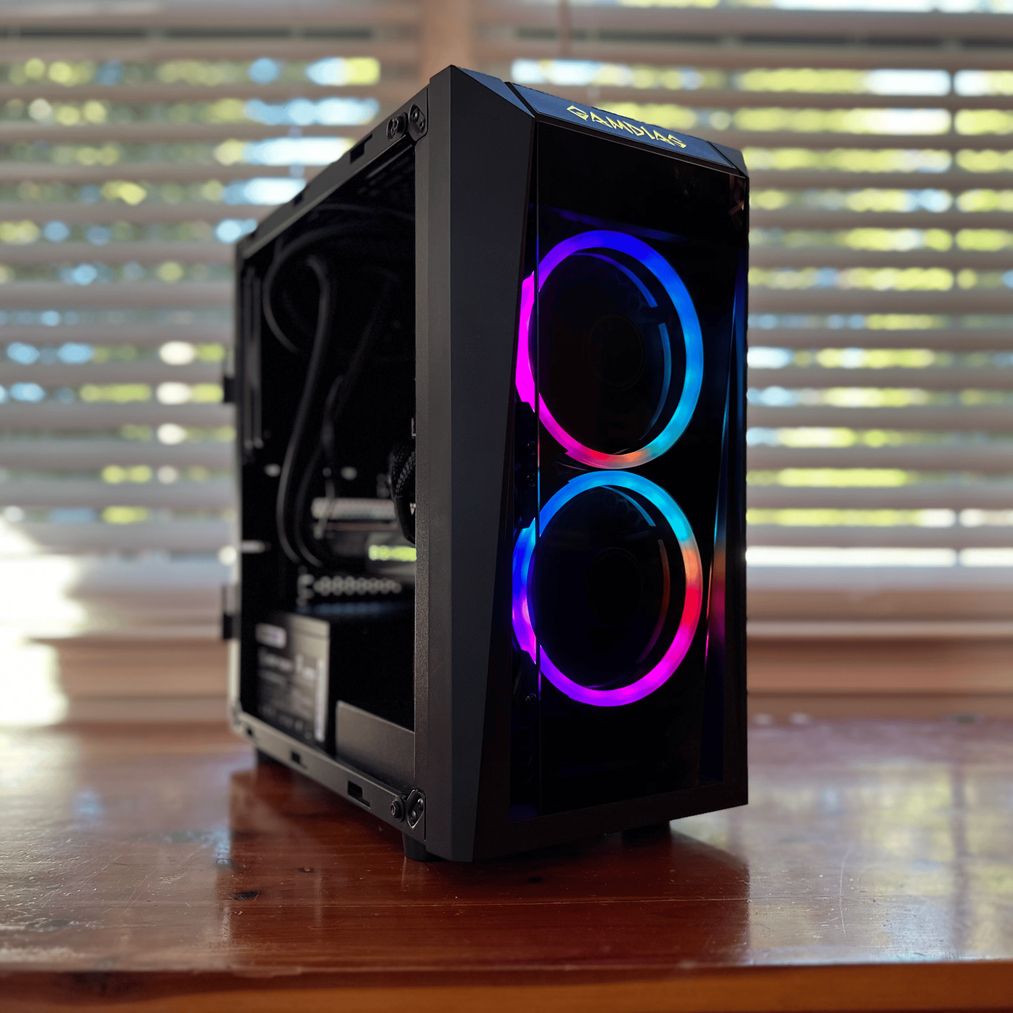 Ted|Liquid Cooled RTX 2080, Ryzen 5 3600 compact gaming