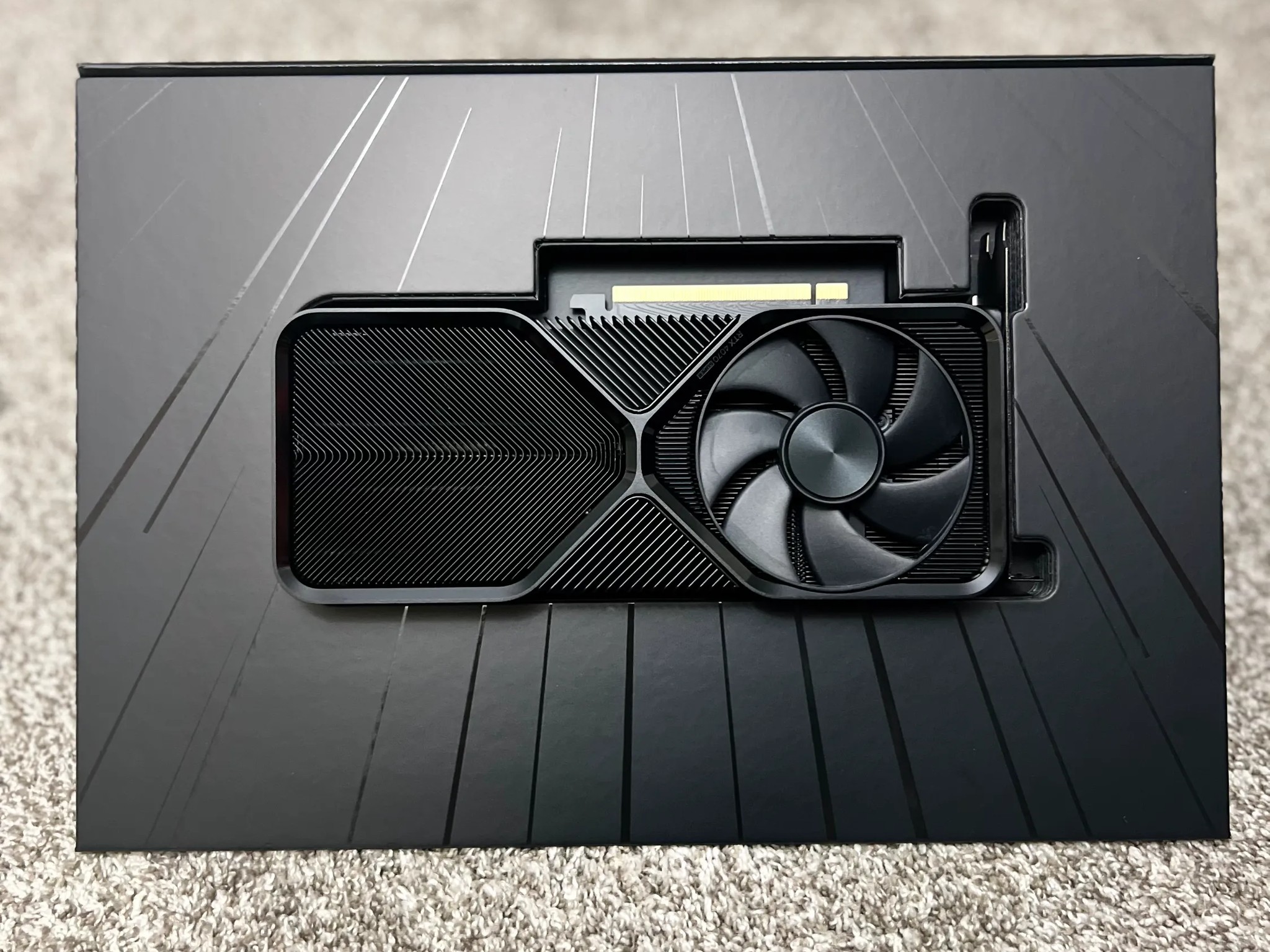 NVIDIA - GeForce RTX 4070 SUPER 12GB GDDR6X Graphics Card - Titanium/Black