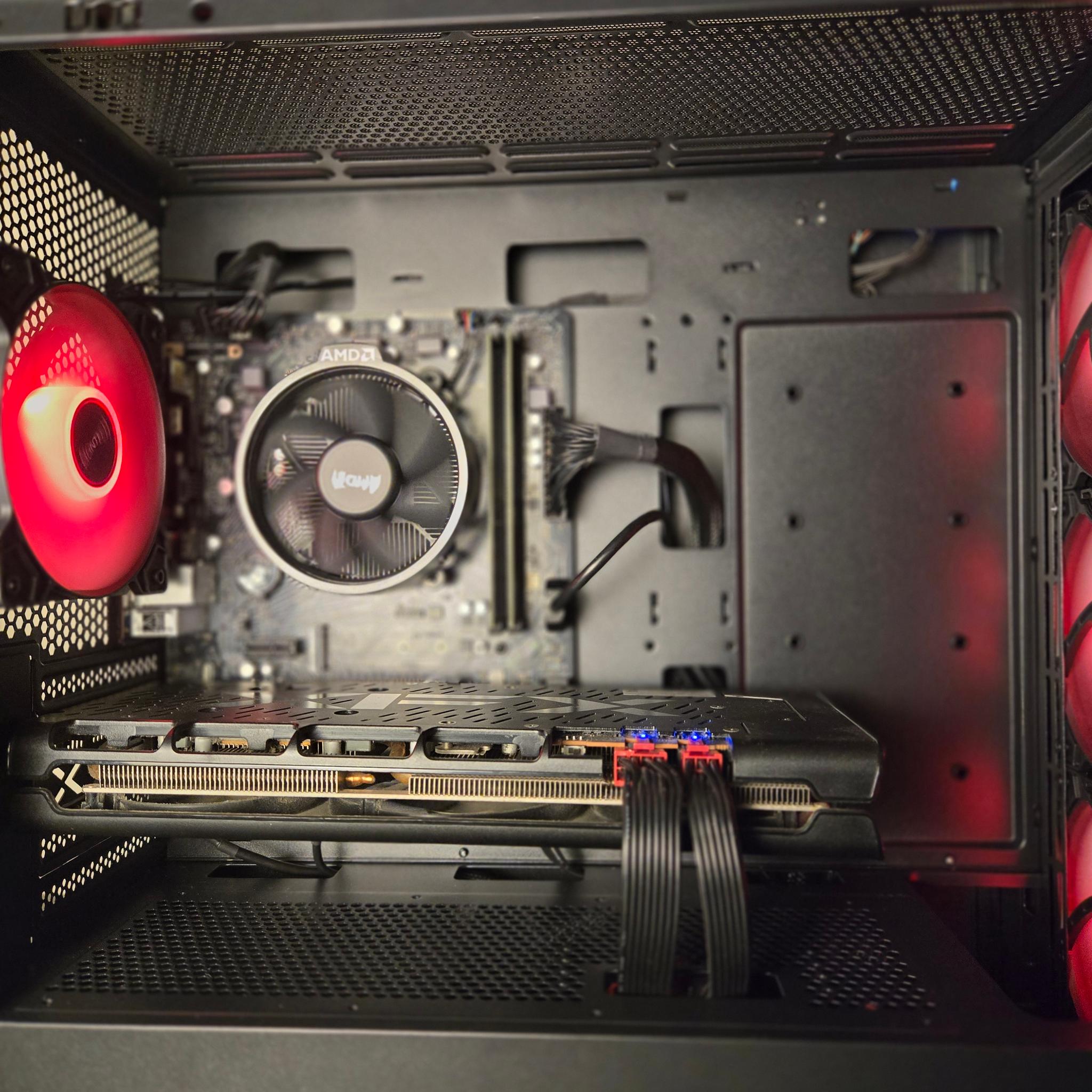 RX 5700 XT | Ryzen 5 5500 | 16gb DDR4 | 512gb Storage👏🏽