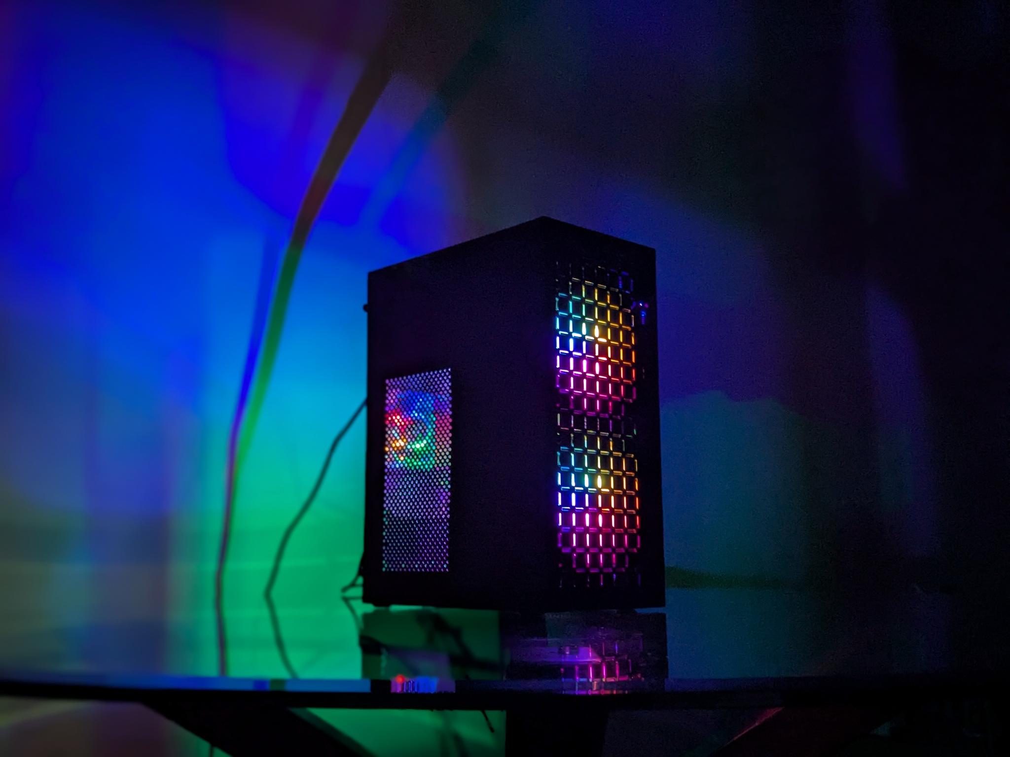 The "Glowbox - I Wanna Try PC Gaming" PC | Intel 14-Core CPU | Nvidia GTX 1660 Super GPU | 16GB RAM