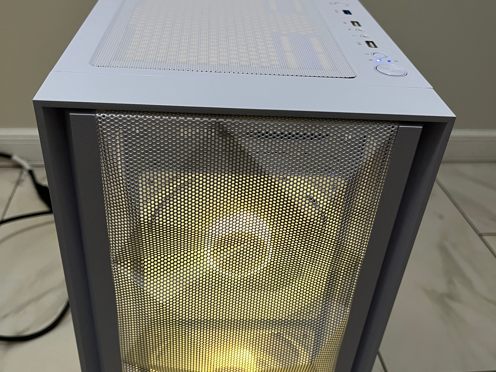 NVIDIA RTX 2070 Super, Intel Core i7-9700t, 16GB RAM, 512 GB SSD, High FPS Gaming PC w/ Wi-Fi & BT