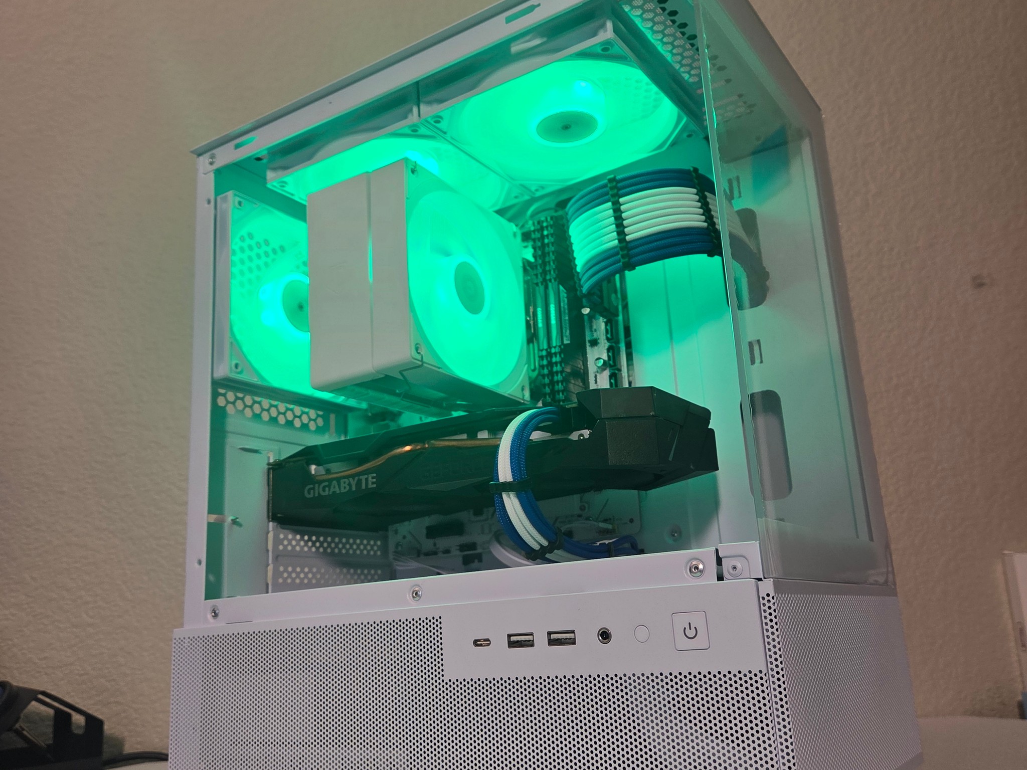 RTX 2070 Gaming PC | Ryzen 5 | 16GB RAM | White RGB Build🖤🤍❄️💙WIFI