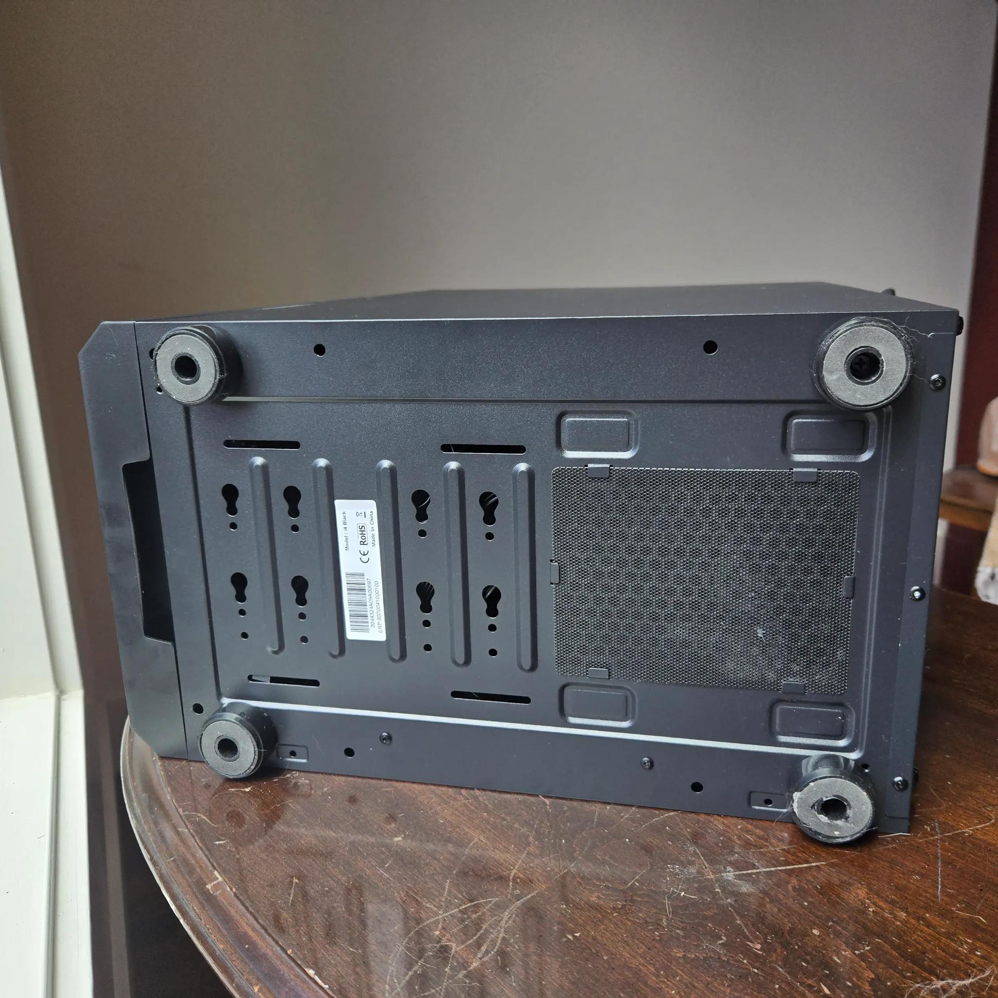 Gigabyte Aorus 5700xt, 32 gb ddR4, Samsung 980 1Tb SSD, Ryzen 7 3700x