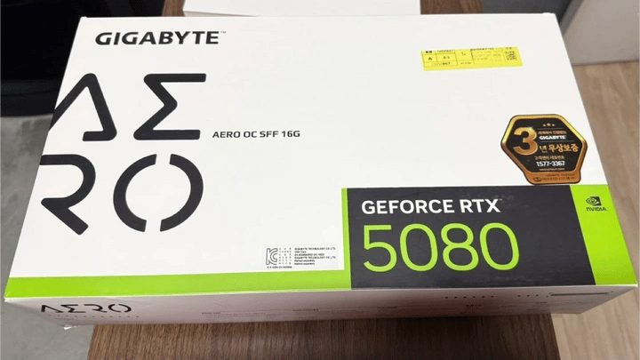 Compact Workstation POWERHOUSE | GeForce RTX 5080 | Ryzen 7 9800X3D | 32GBx2 DDR5 RAM | 8TB SSD