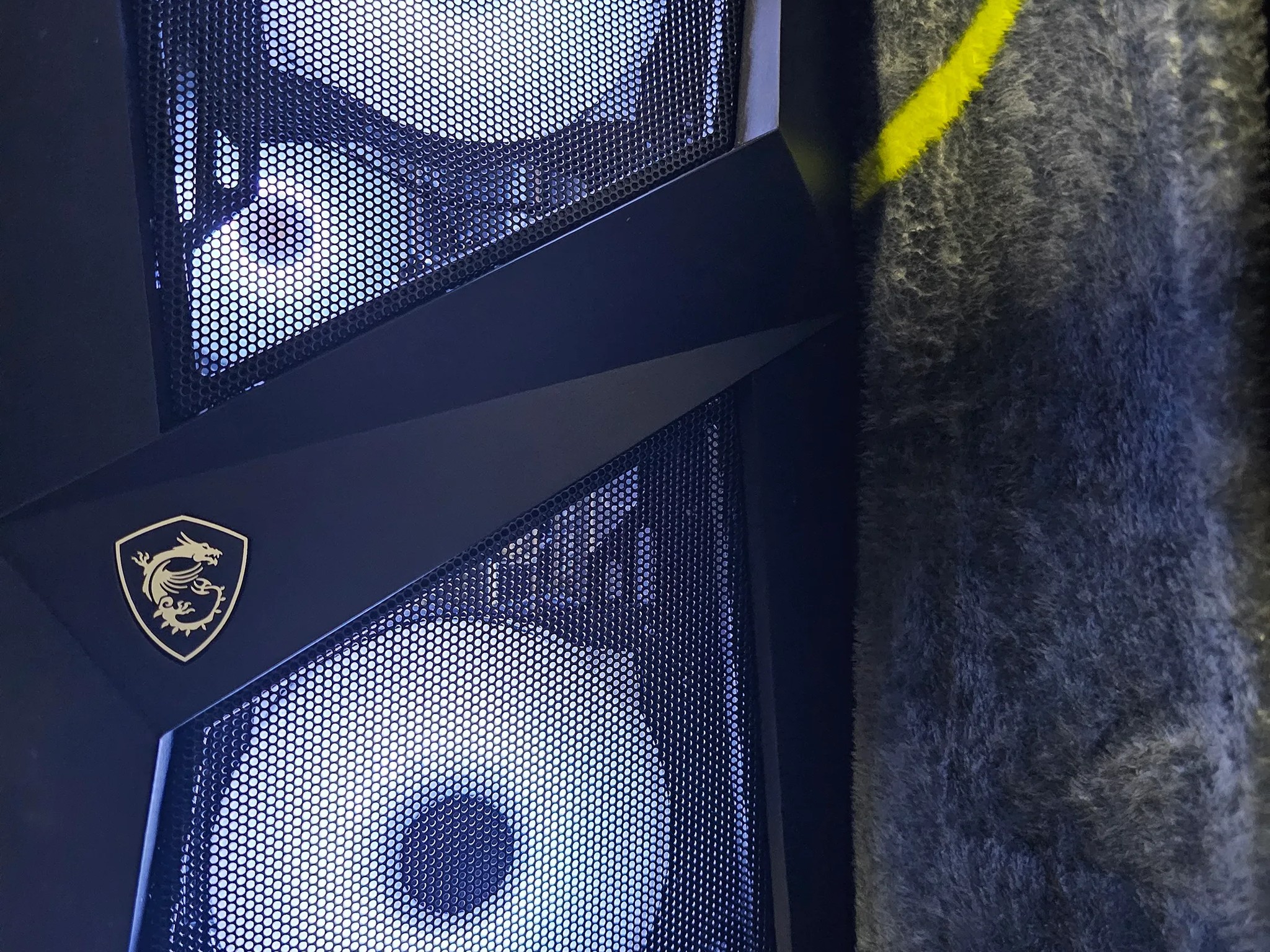 MID LEVEL HIGH PERFORMANCE GAMING PC