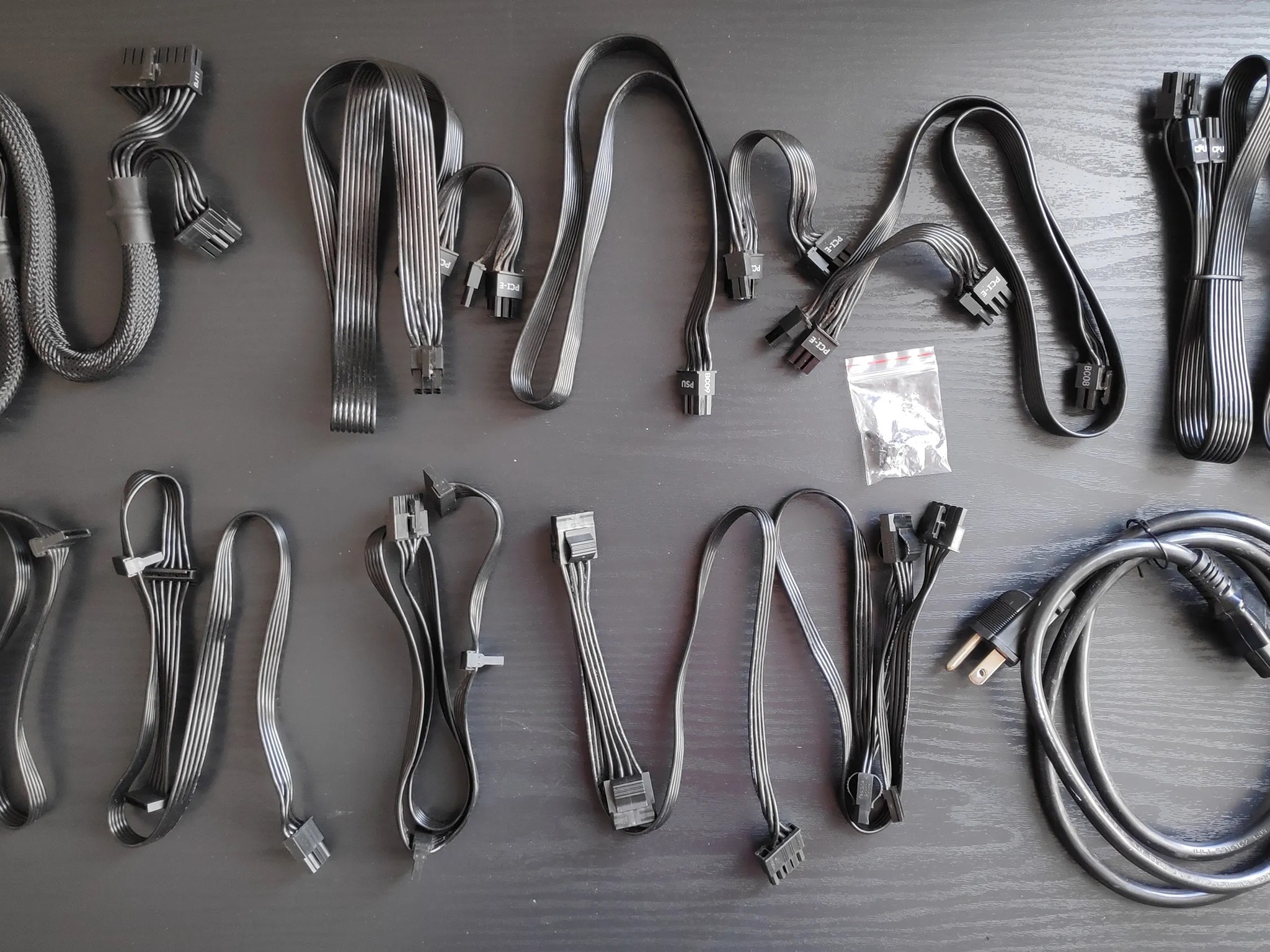 Cooler Master V850 Fully Modular 80 Plus Gold Power Supply