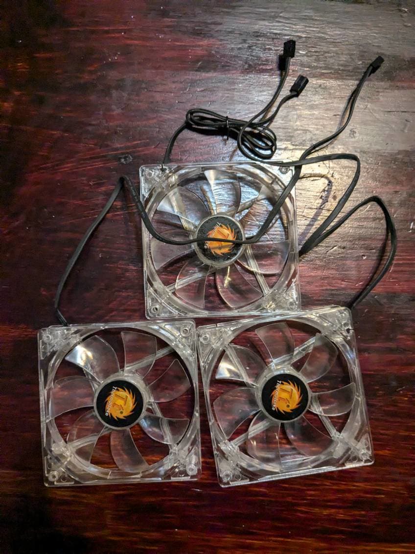Blue Thermaltake Fans