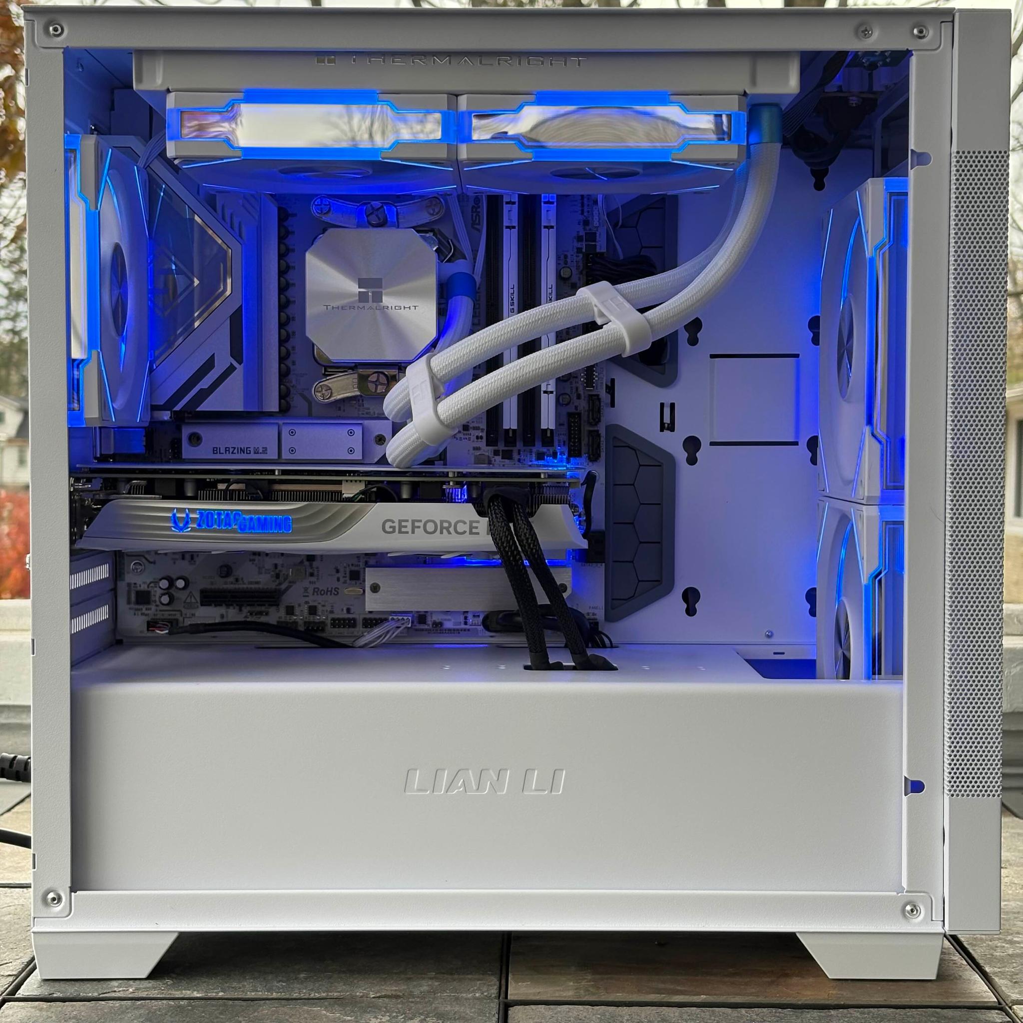 ❄️ Snowclaw 🐾 – Ryzen 7 7700 ⚡ | RTX 4070 Super 🧊 | 32GB DDR5 🐱 | 1TB NVMe 💽