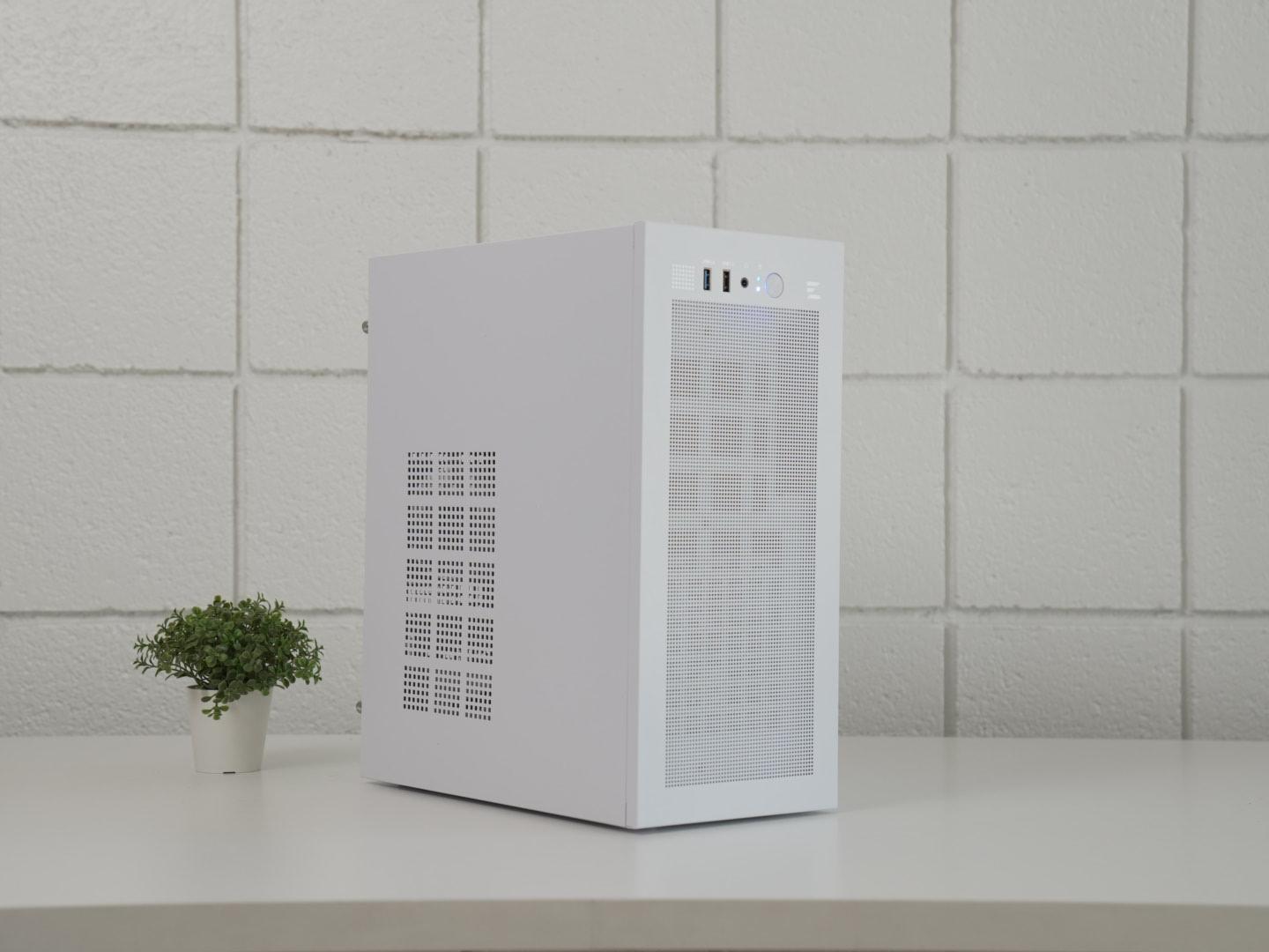 Starter Beast! All new Gaming PC | RYZEN 3 4100 | RX 580 | 16GB RAM | WiFi | Windows 11
