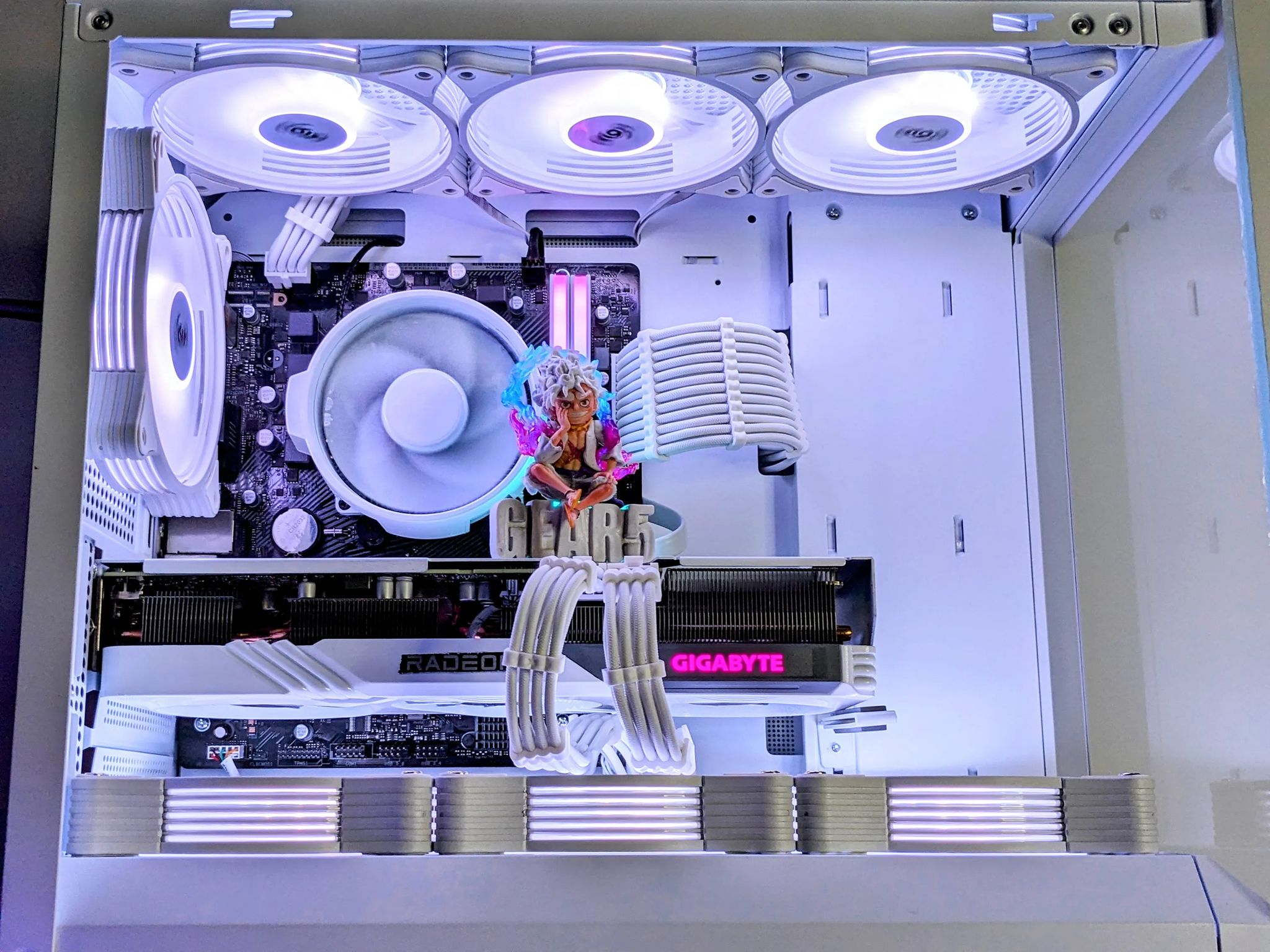 The OnE PiEce🏴‍☠️⚪️💎1440P Gaming Beast⚪️RX 7600XT⚪️16GB RAM⚪️Ryzen 5⚪️1TB PCIE NVMe⚪️Windows 11 Pro