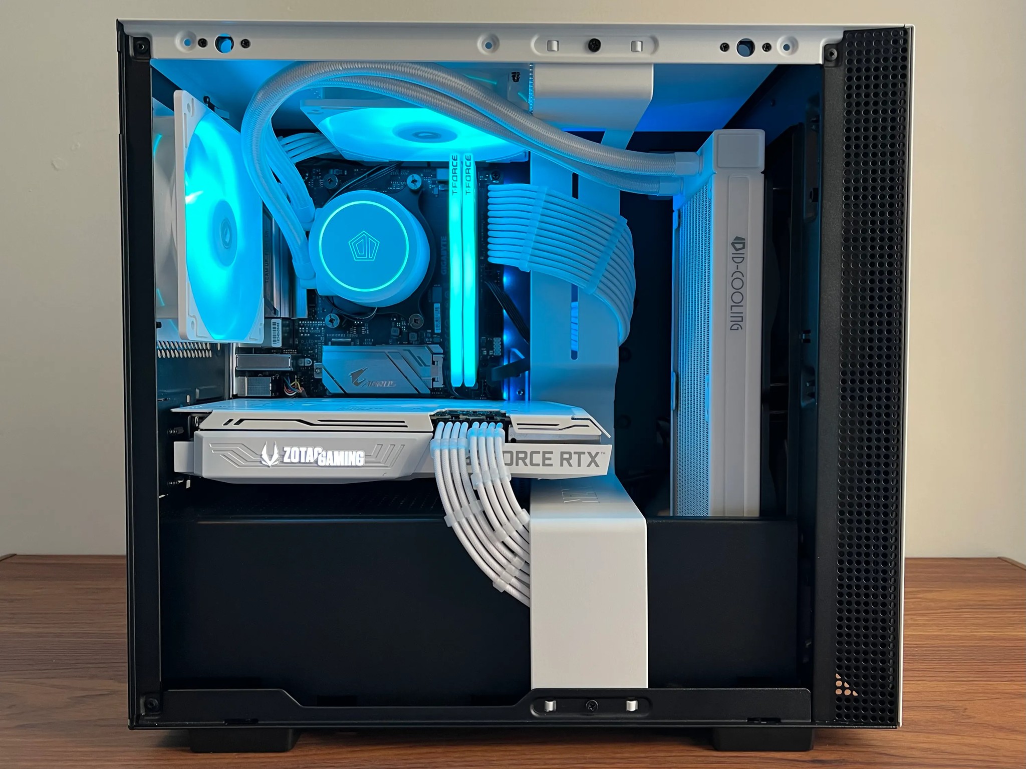 FrostByte - ITX | Gaming/Streaming PC | Ryzen 5 5600x, RTX 3060ti, 2TB SSD, 32GB DDR4