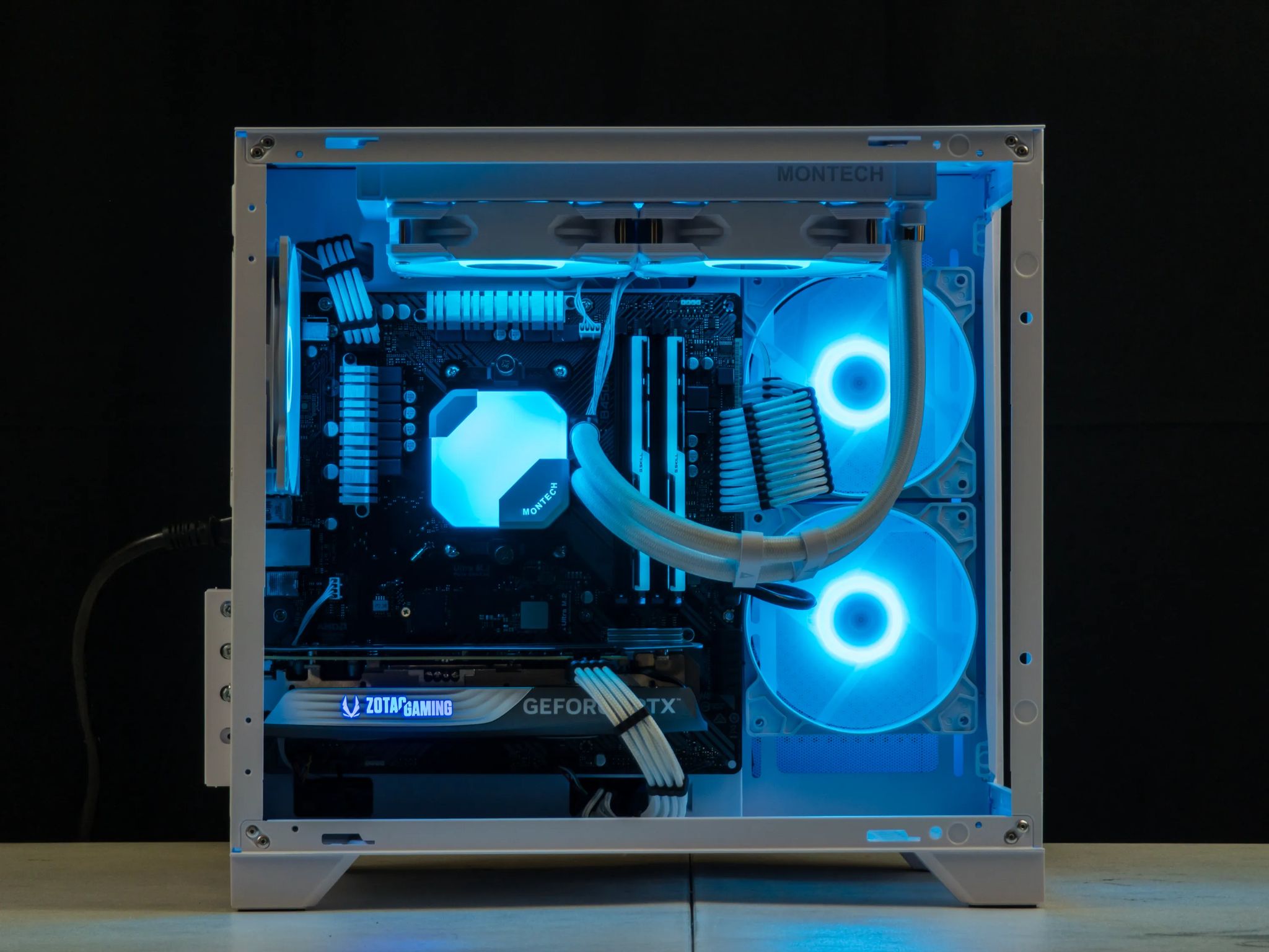🤍🖤 RTX 4070 / Ryzen 7 5800X / 32GB Gaming PC 🖤🤍
