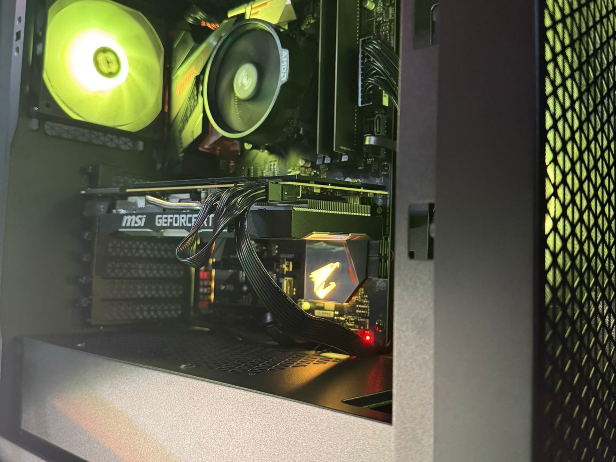 💥Gaming PC💥 [RTX 2070 Super][Ryzen 7 3700X][1TB SSD]