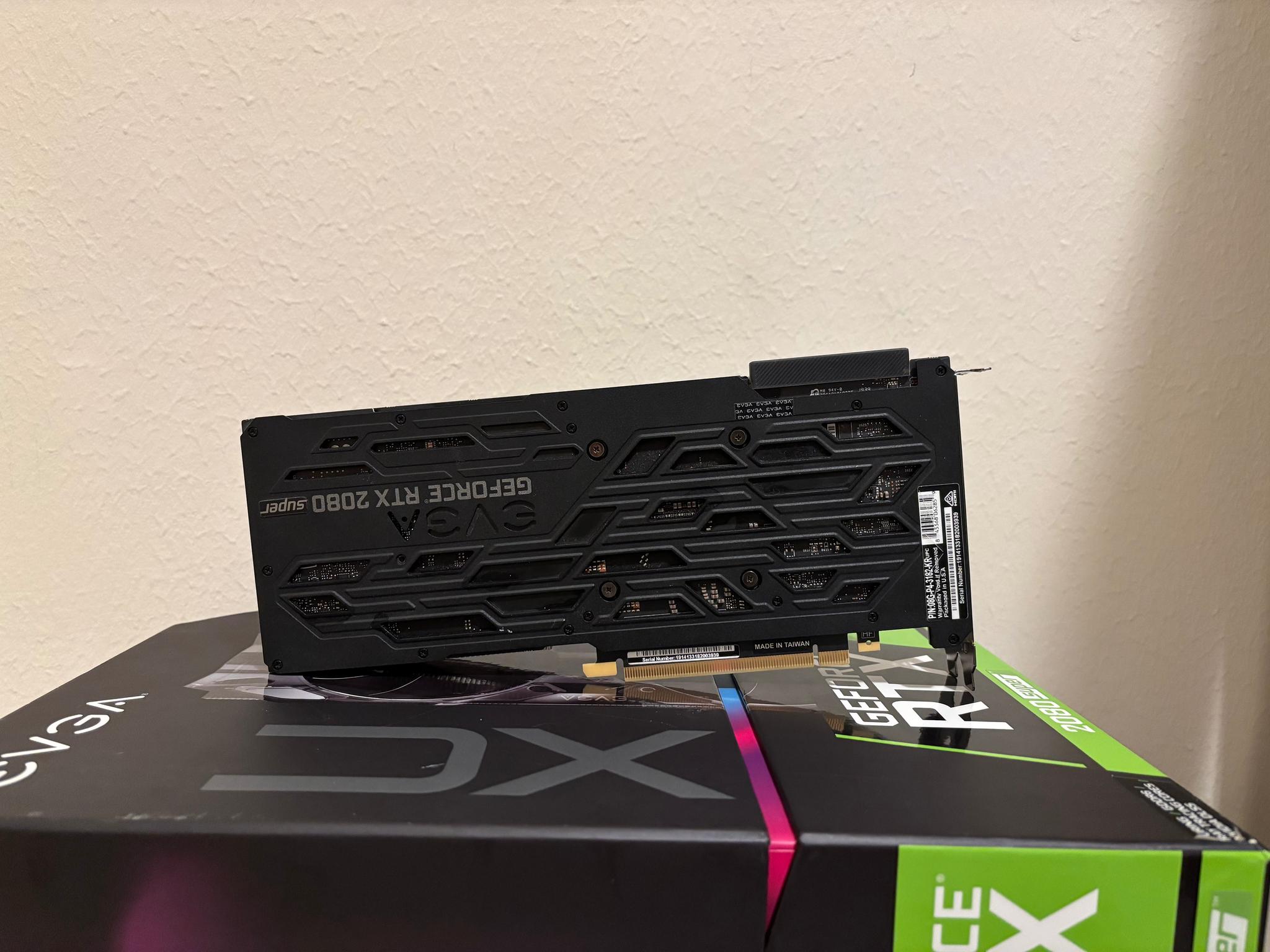 EVGA GeForce RTX 2080 SUPER BLACK GAMING 08G-P4-3081-KR 8GB GDDR6
