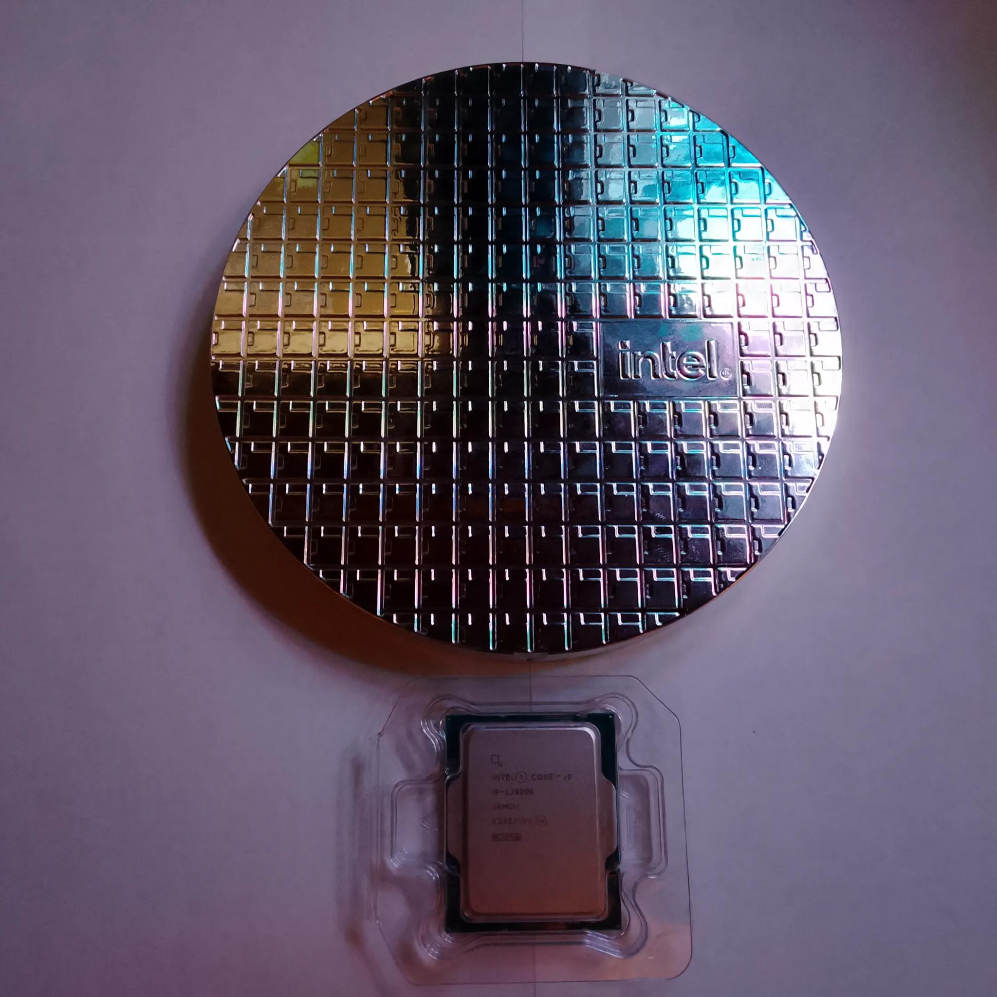 Intel Core i9-13900K | 5.8 Ghz Turbo - 24 Core - 32 Thread - LGA 1700 Socket