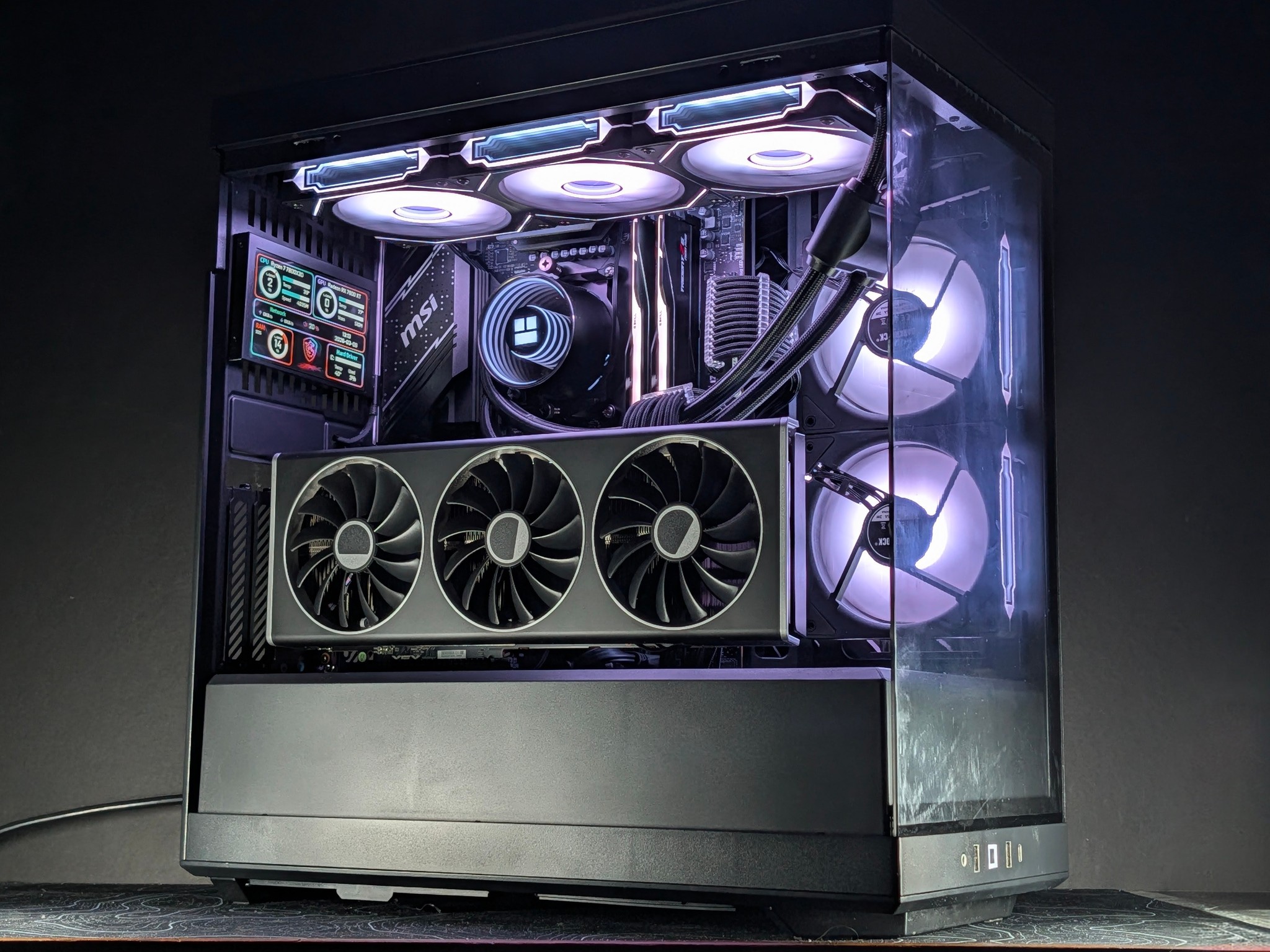 🖤🤍Ryzen 7 7800x3D/RX 7900 XT 20GB Gaming/Streaming PC🤍🖤