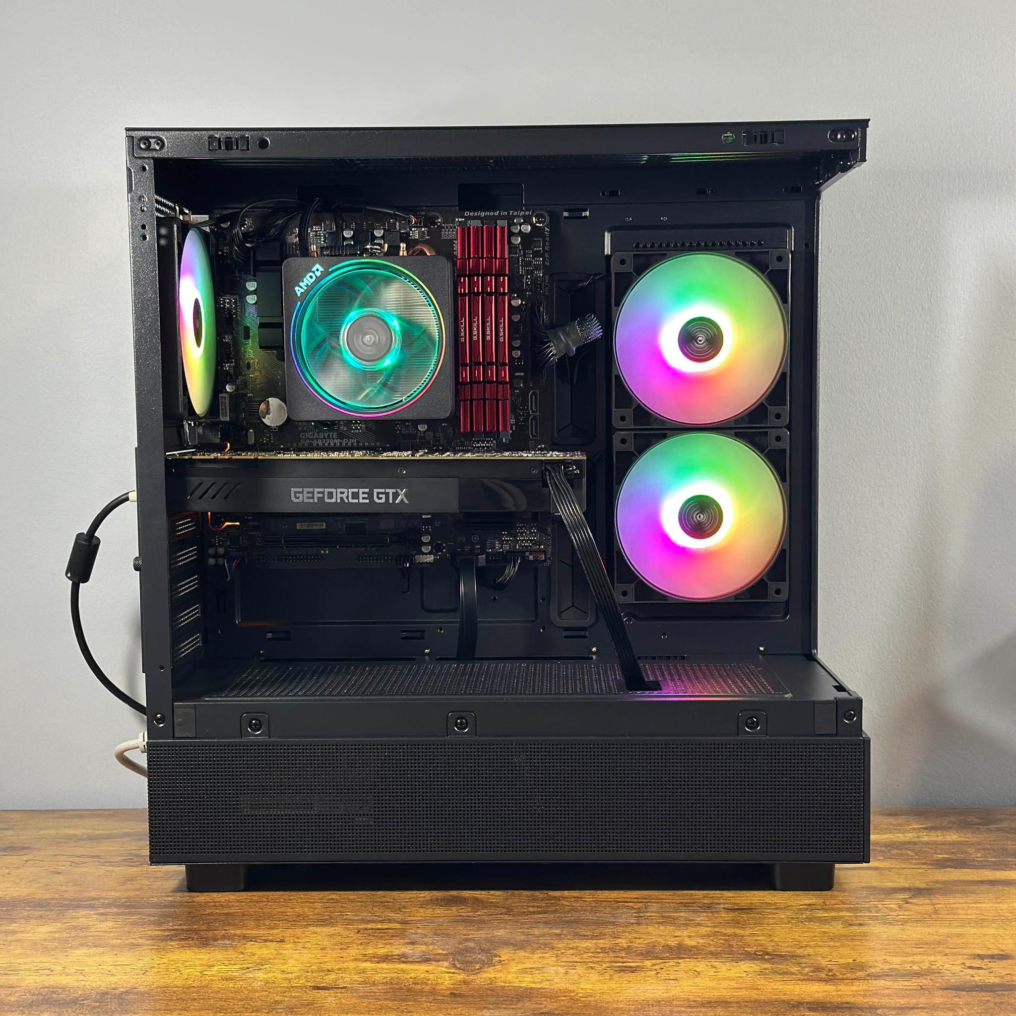 GTX 1070 8GB | Ryzen 7 2700X | 16GB DDR4 | 512GB SSD | Win11 | WIFI | 1080P Custom Gaming PC