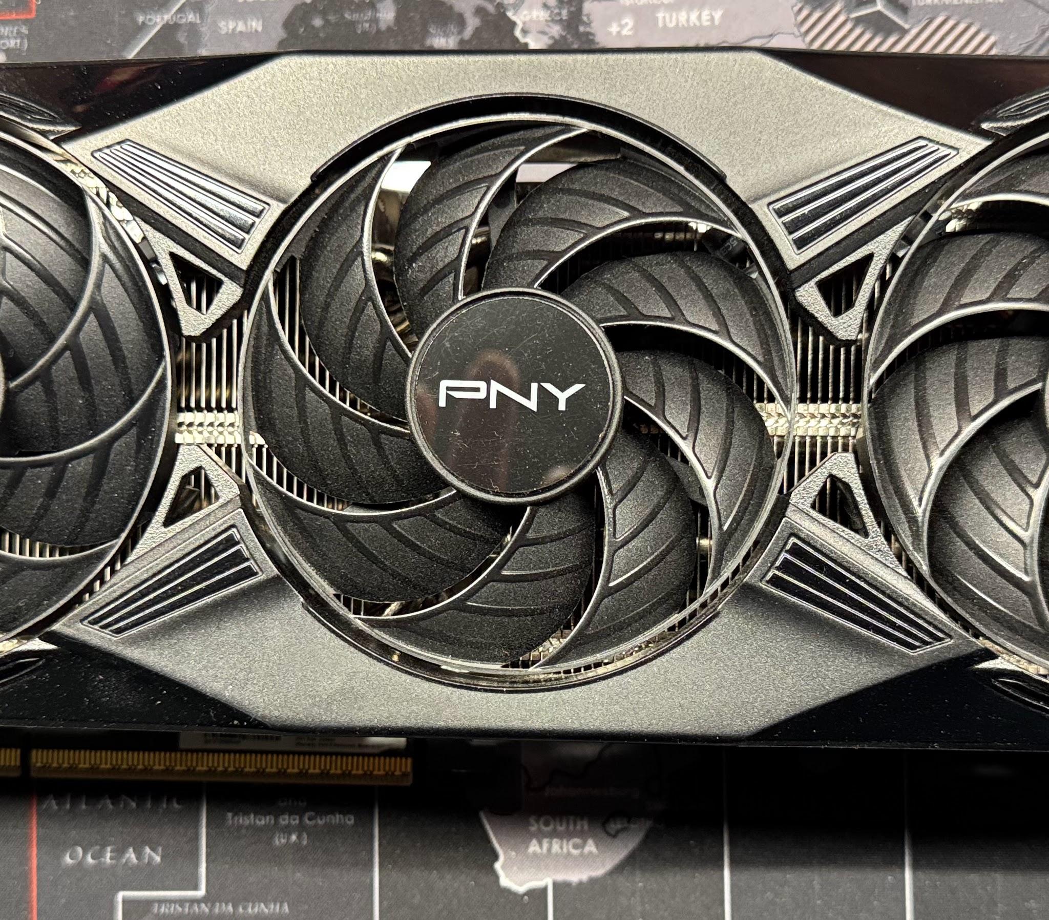 PNY GeForce RTX 5070 Ti OC Triple Fan