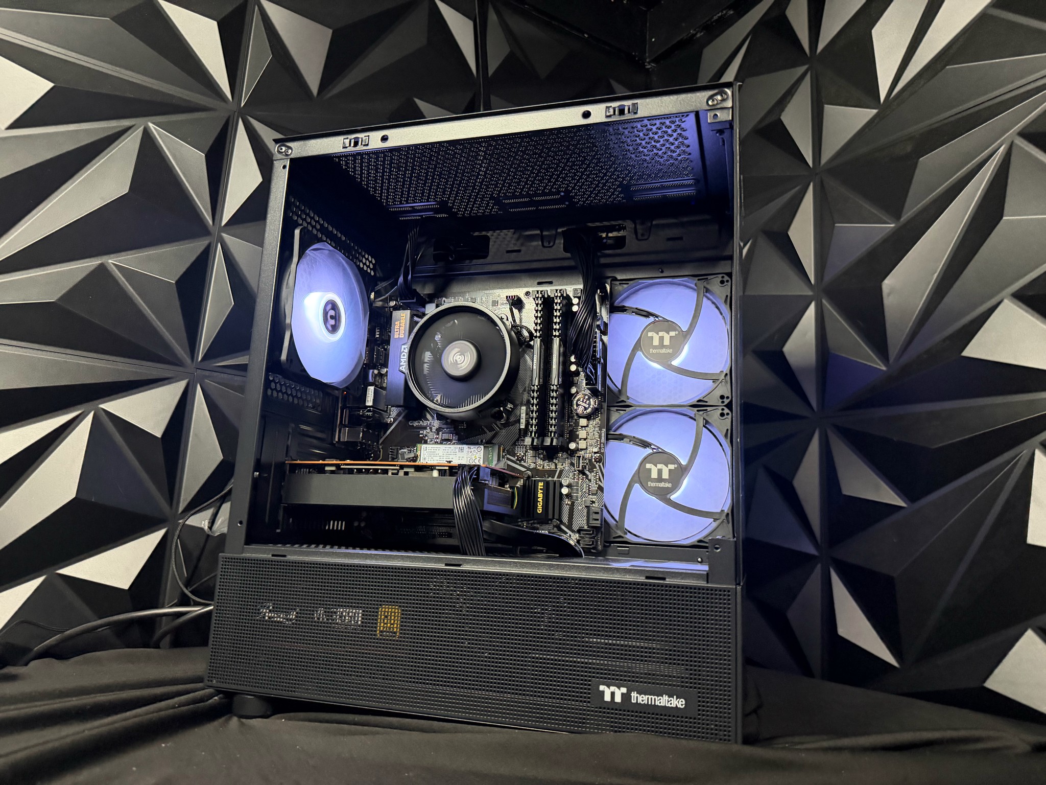 💸🎮 THE BUDGET BOOMER 🎮💸Ryzen 5 5500| RX 5600XT| 16 GB DDR4| 500GB NVMe| 650W PSU