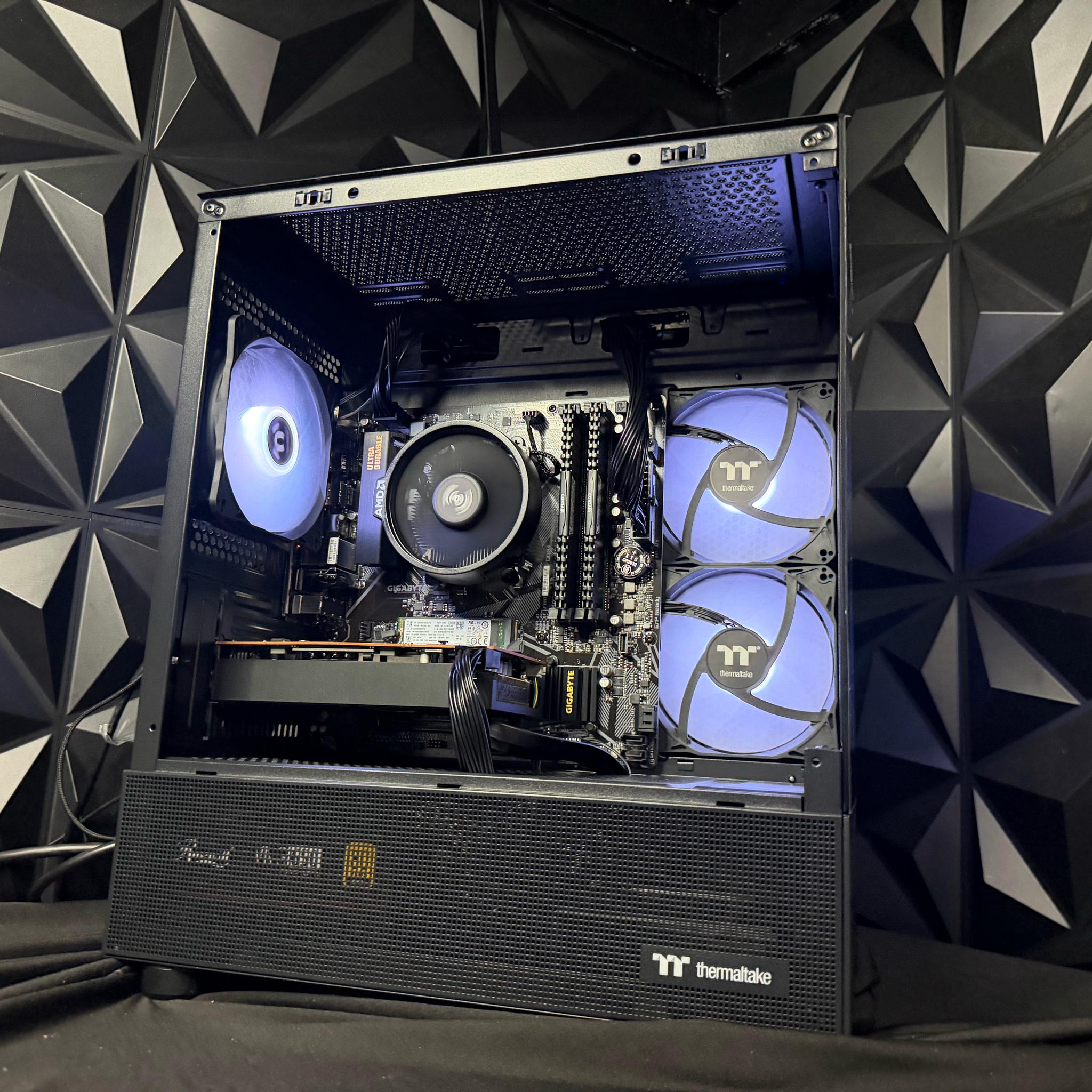 💸🎮 THE BUDGET BOOMER 🎮💸Ryzen 5 5500| RX 5600XT| 16 GB DDR4| 500GB NVMe| 650W PSU