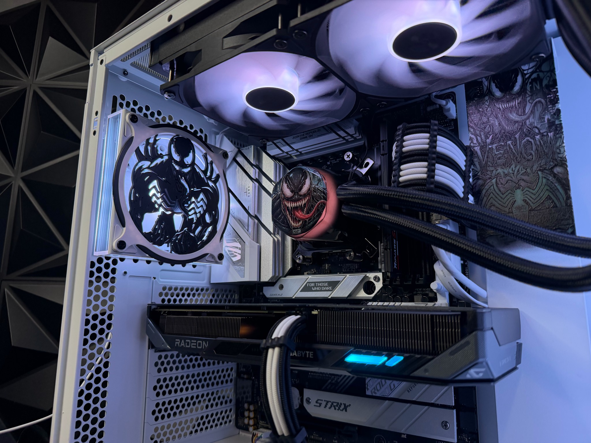🕷️💣 VENOM BOMB 96 💣🕷️ Ryzen 5 9600x| RX 9060XT 16 GB | 32 GB DDR5|1.5 TB NVMe| 650W PSU