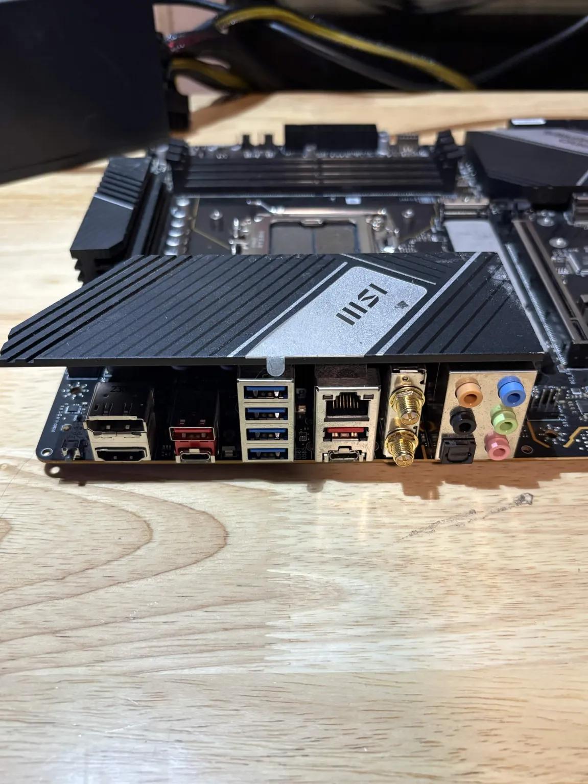 FP/NW MSI PRO X670-P WIFI