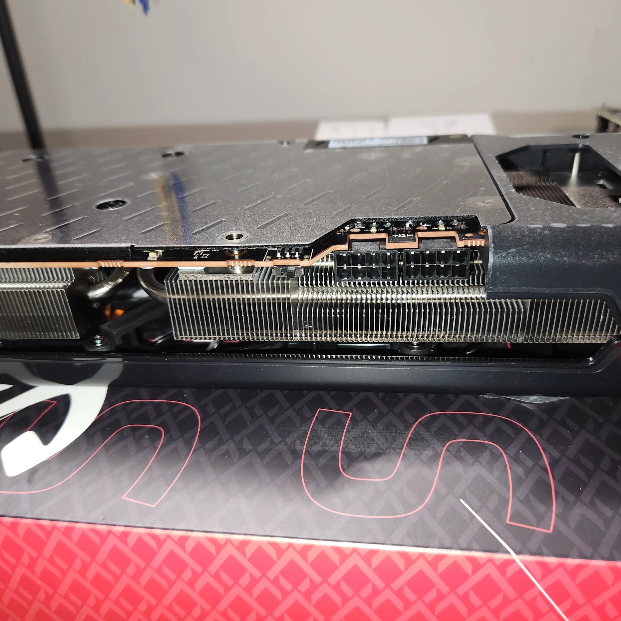 XFX RX6800 16GB Graphics Card Gamer Card