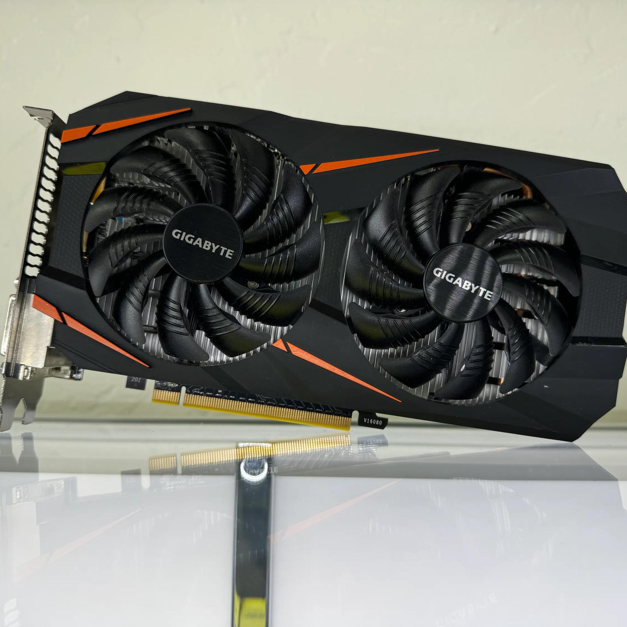 Gigabyte GeForce GTX 1060 WINDFORCE OC 6GB Graphics Card (Refurbished)