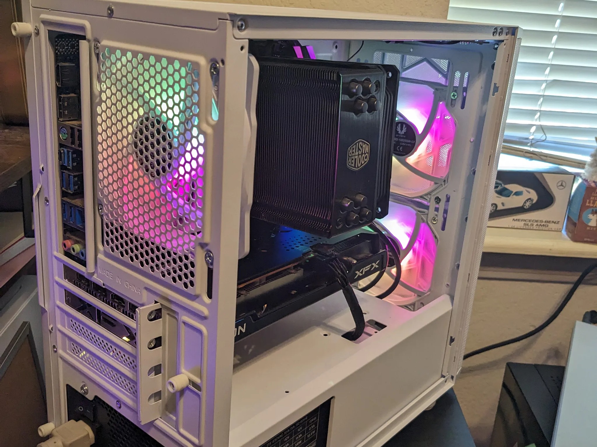 FREE SHIP || "AMDreaming" || Ryzen 5 5600G, RX 6600 8GB, 16GB DDR4, 512GB nVME SSD, 1000W PSU, Win10