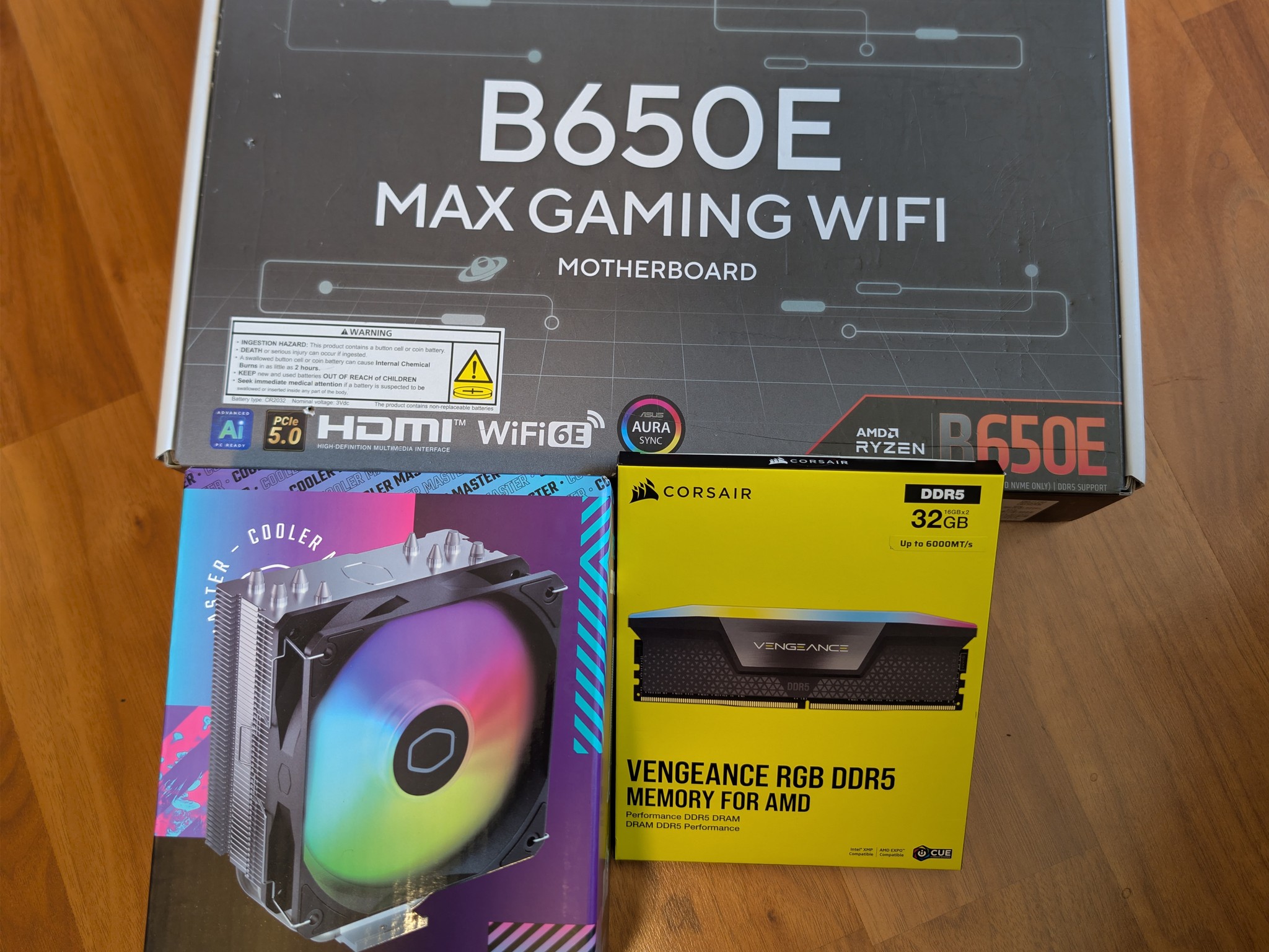 [Plug & Play] AMD Ryzen 5 7600X + B650E MAX GAMING WIFI + 32GB DDR5 +512GB SSD + RGB Air Cooler