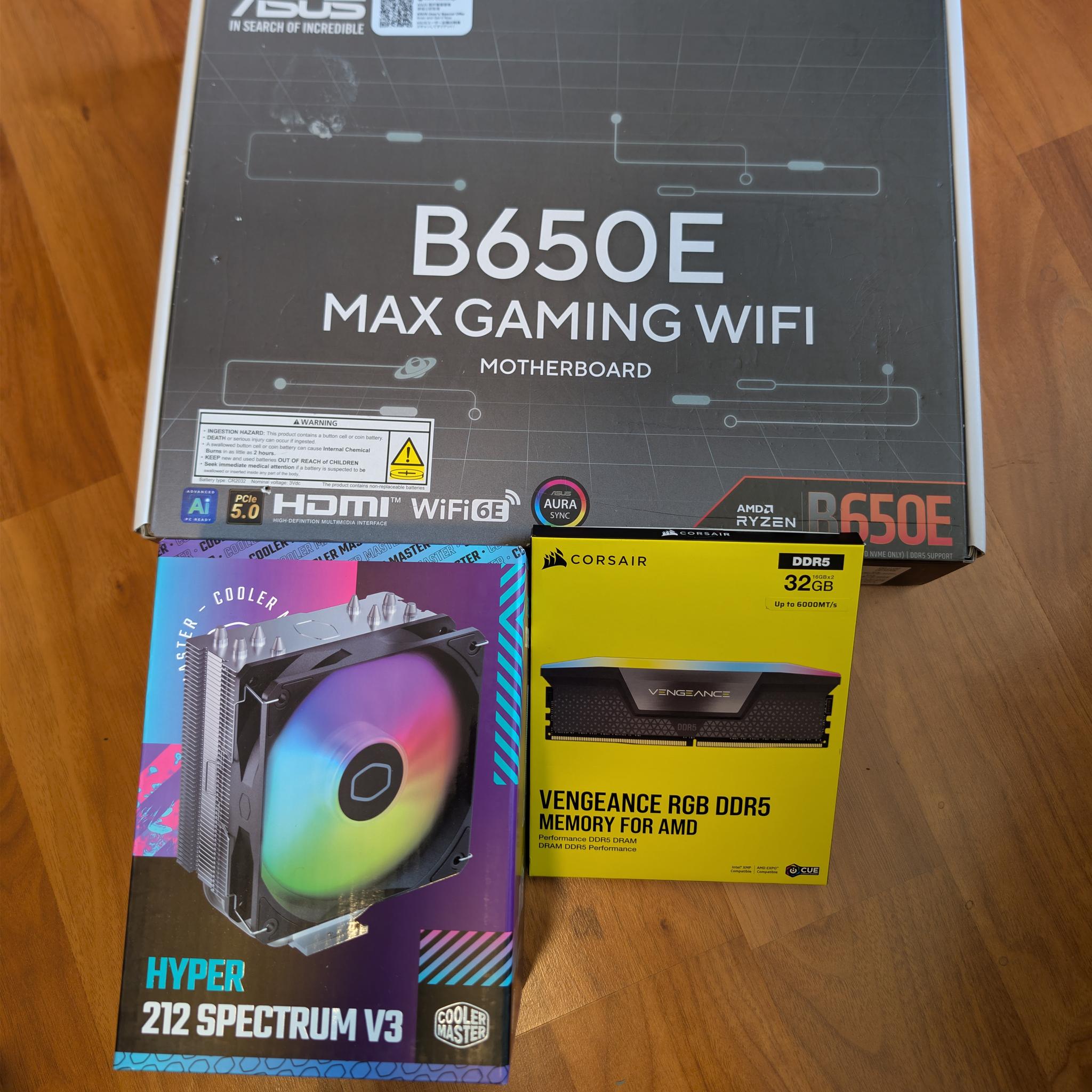[Plug & Play] AMD Ryzen 5 7600X + B650E MAX GAMING WIFI + 32GB DDR5 +512GB SSD + RGB Air Cooler