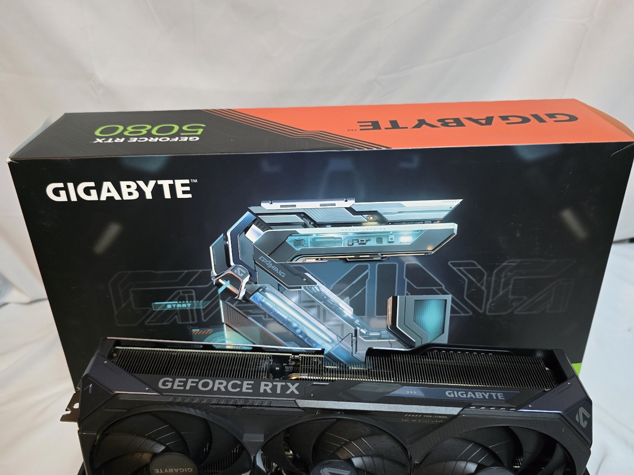 GeForce RTX™ 5080 GAMING OC 16G