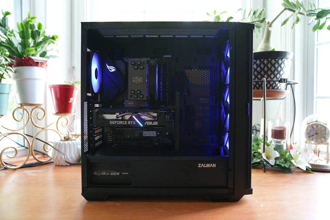 ⚫ Midnight Glow 🌟 : Ryzen 7 3700X | RTX 2060 6GB | 16GB 3600MHz