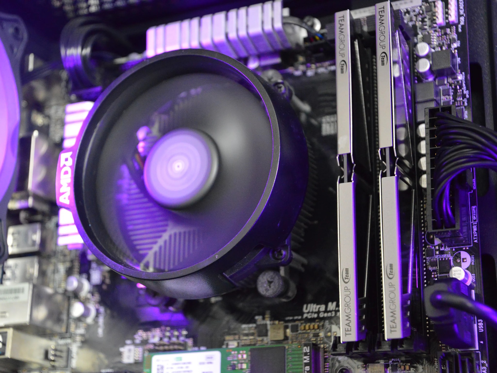 ⚫🌌| RX 5500XT 8GB | RYZEN 5 1600 | 16GB DDR4 RAM | 256GB NVME SSD + 1TB HDD | Midnight Nova |