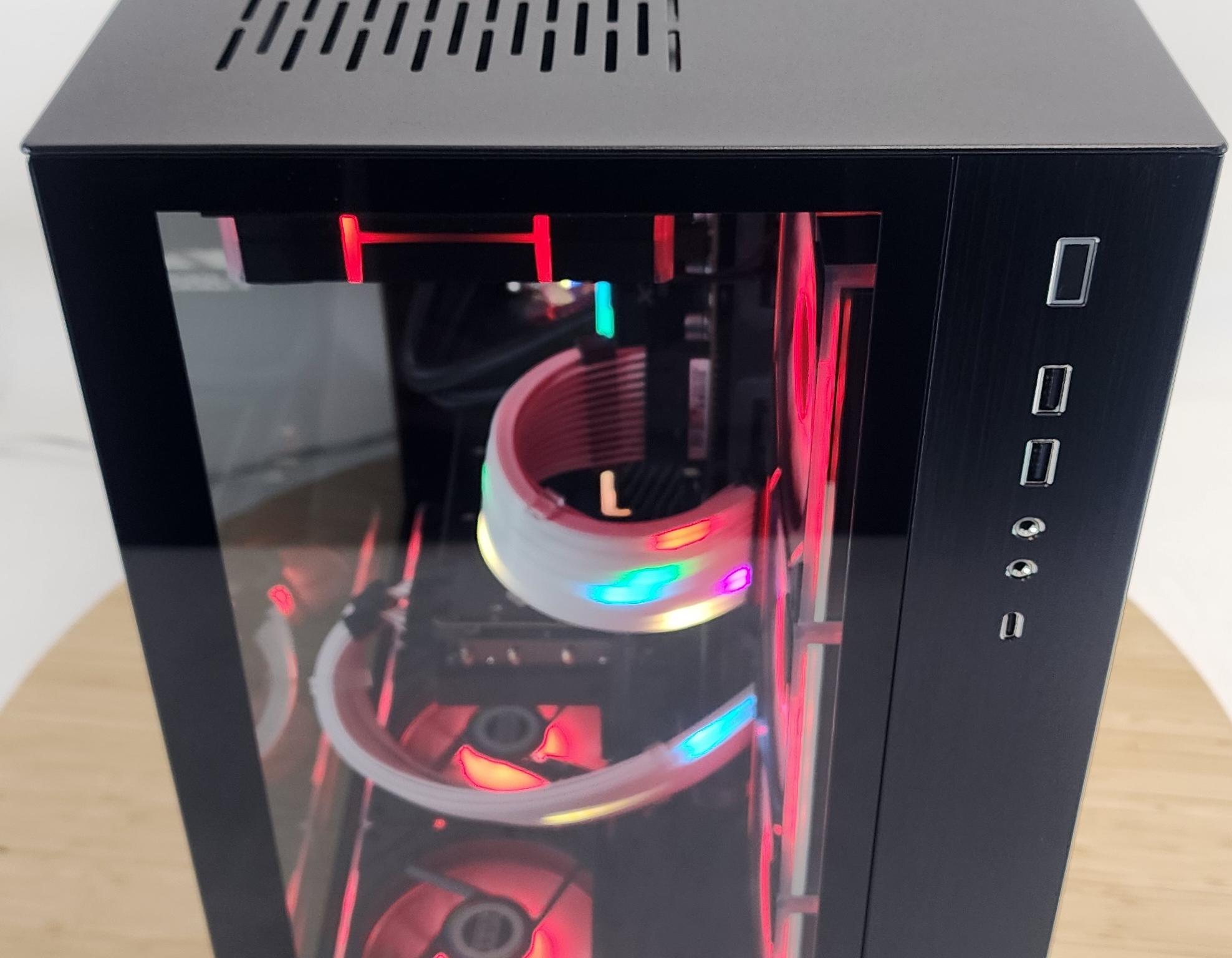 Gaming PC Ryzen 7 7700 32GB RAM 1TB SSD RX 7800 XT 16GB Windows 11 Computer