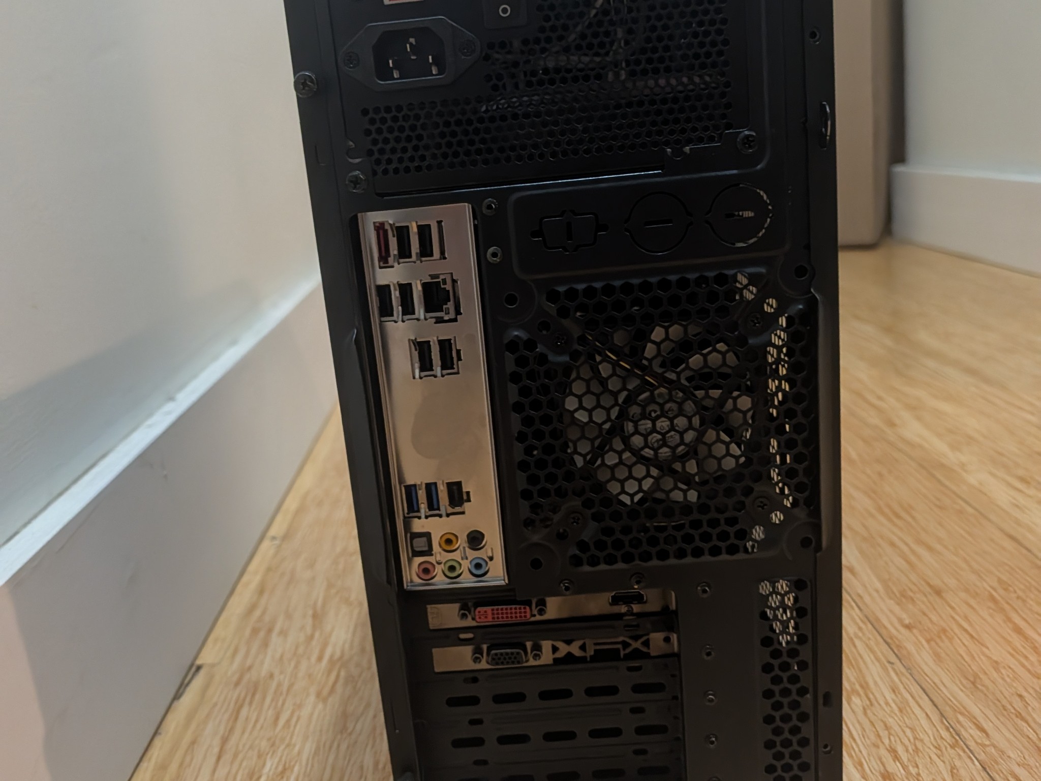 Technician special! | I5 3470 | HD 6770 | 4GB |