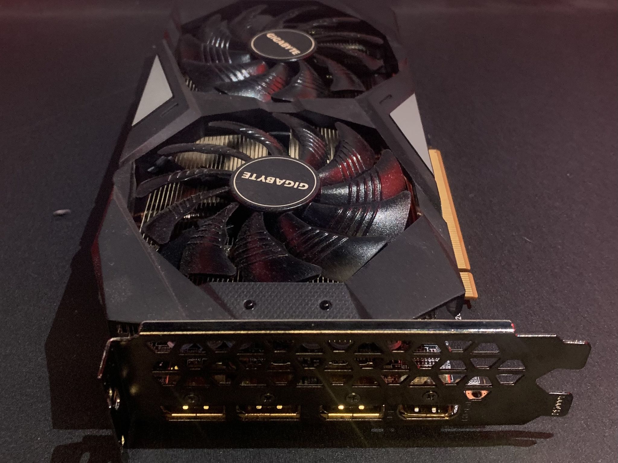 Gigabyte Radeon RX 5500 XT 4 GB OC Video Card