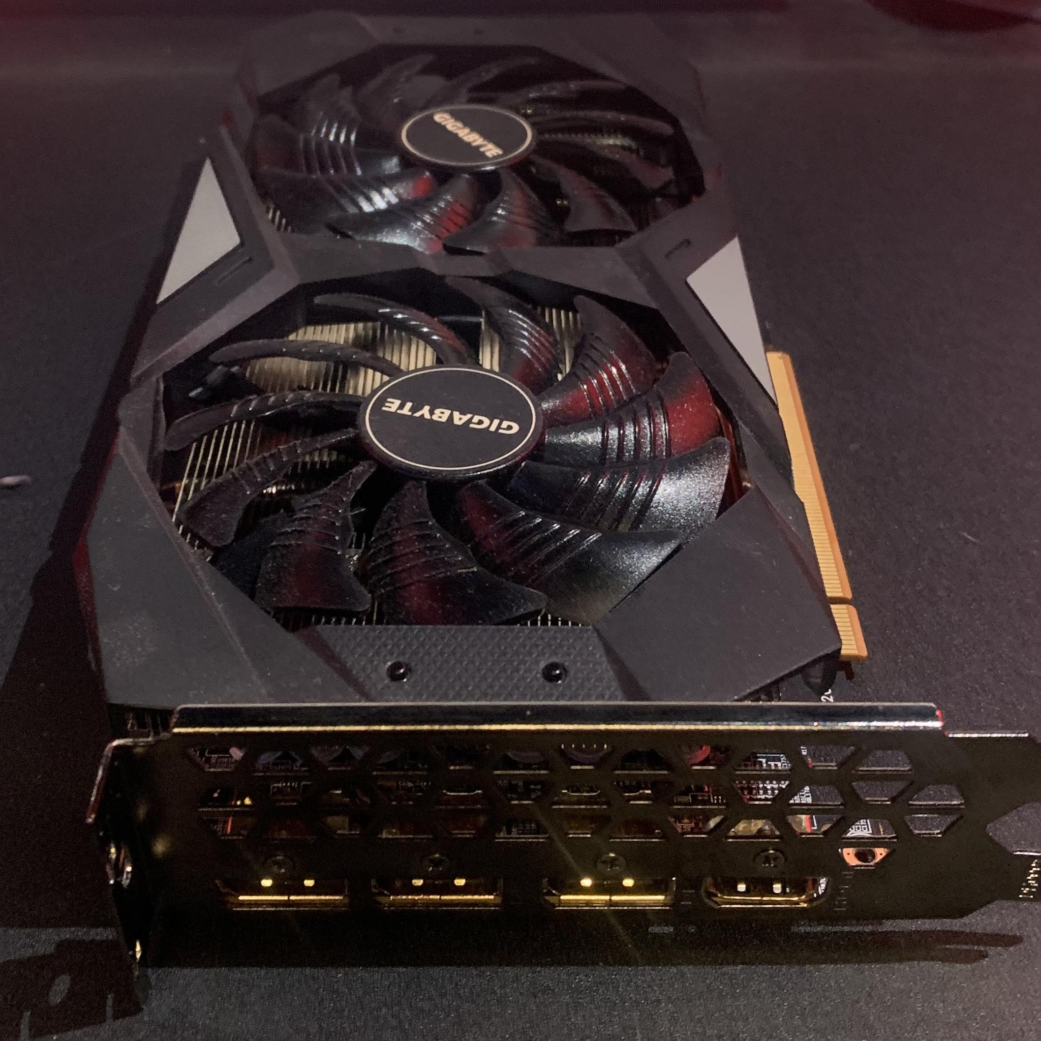 Gigabyte Radeon RX 5500 XT 4 GB OC Video Card