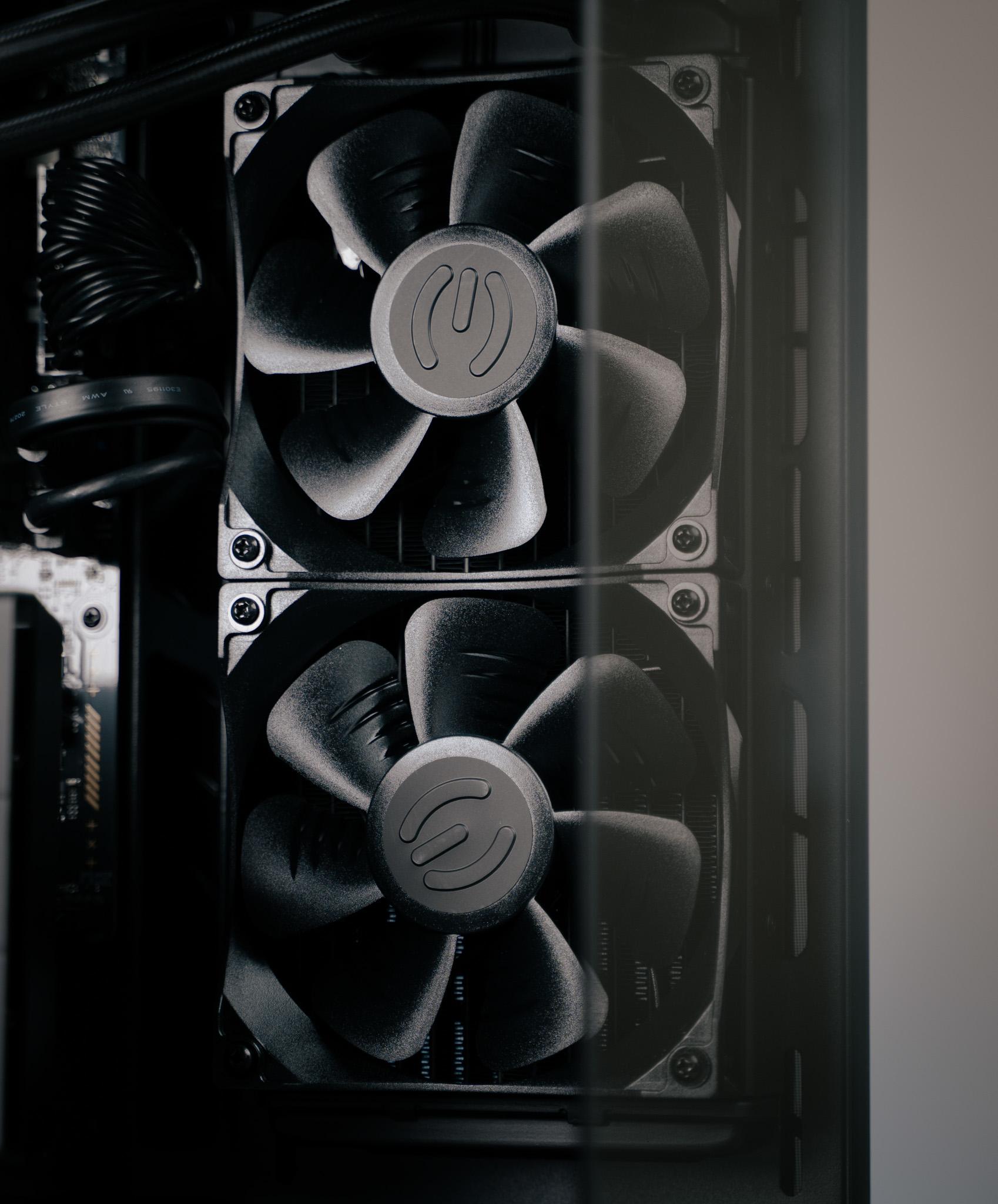 “Darcform V3” RX 9070 XT Ryzen 7 7800X3D 2TB 32GB Windows 11 Gaming PC Powerhouse