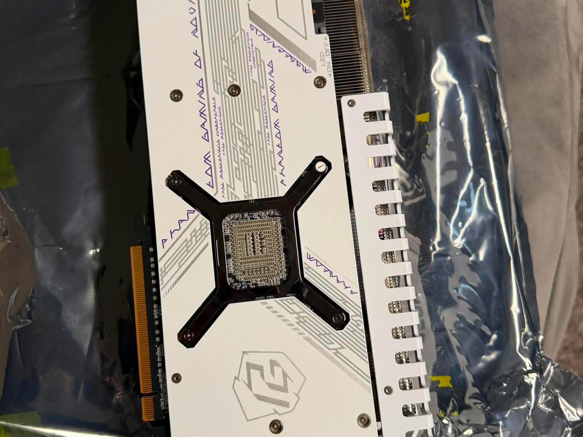 ASRock Phantom Gaming White Edition RX 7900XT