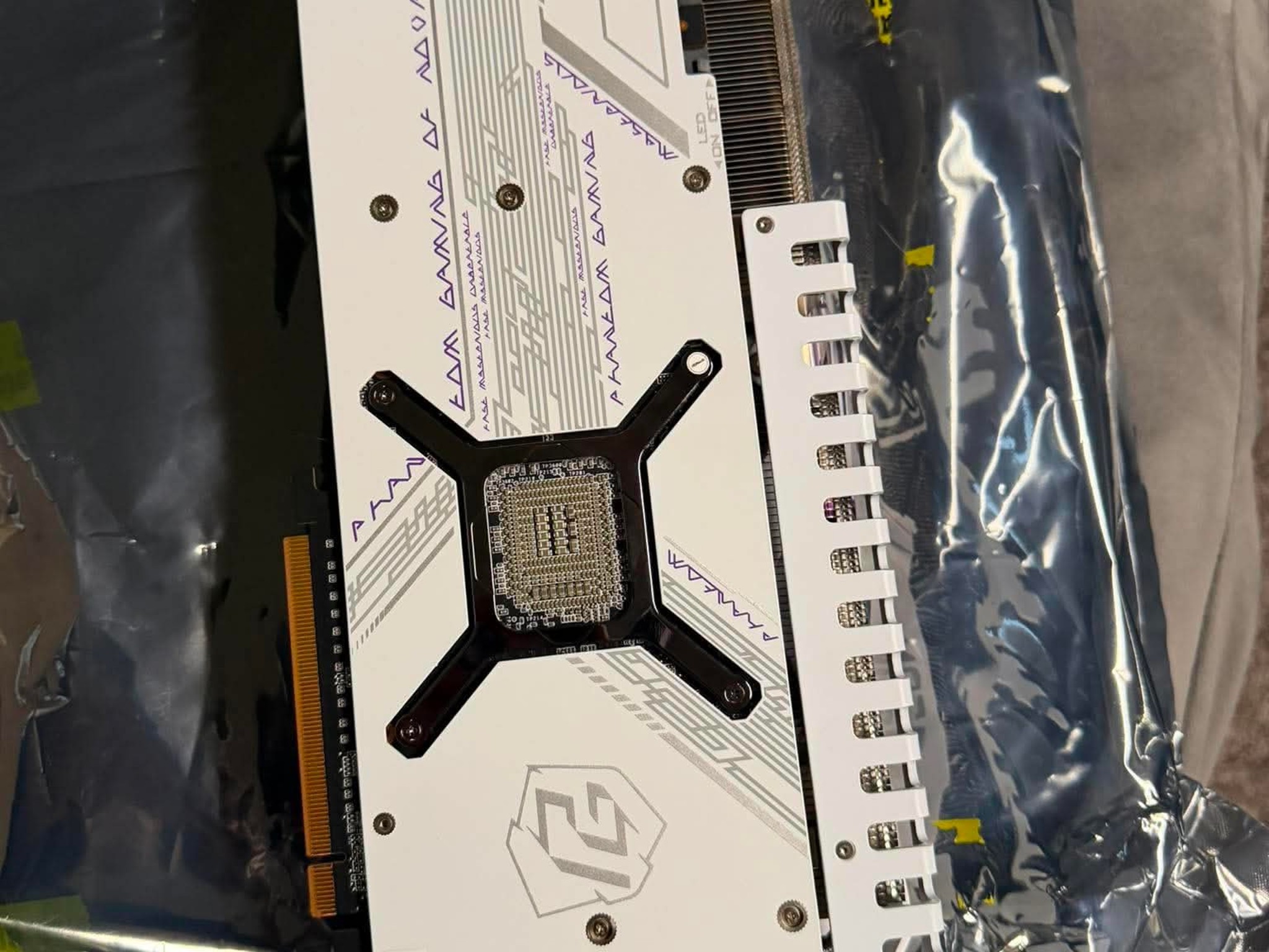 ASRock Phantom Gaming White Edition RX 7900XT