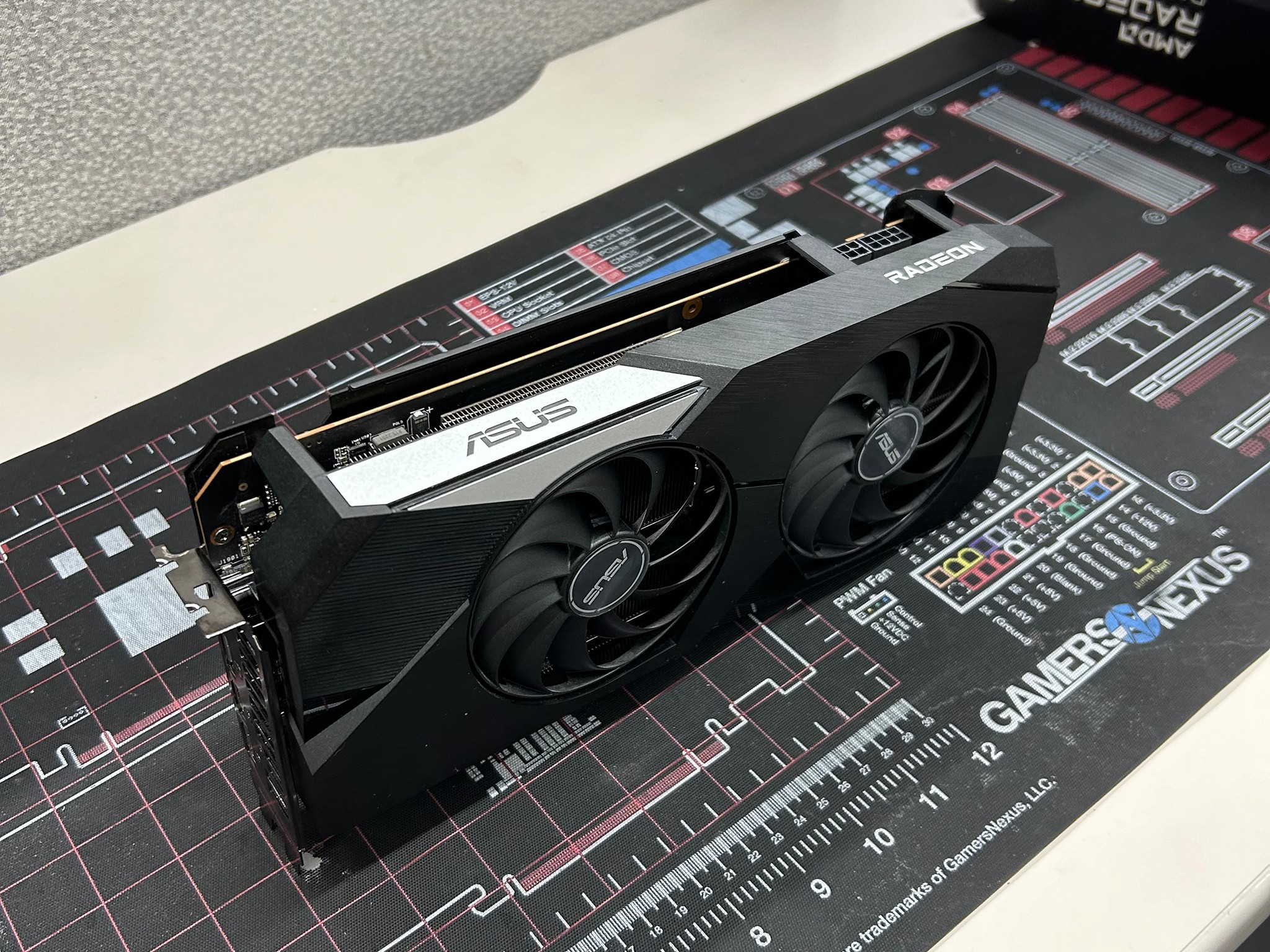 Asus Dual RX 6750XT 12GB