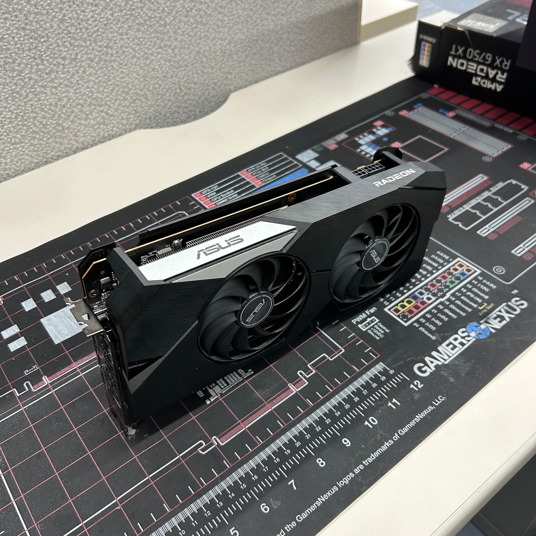 Asus Dual RX 6750XT 12GB