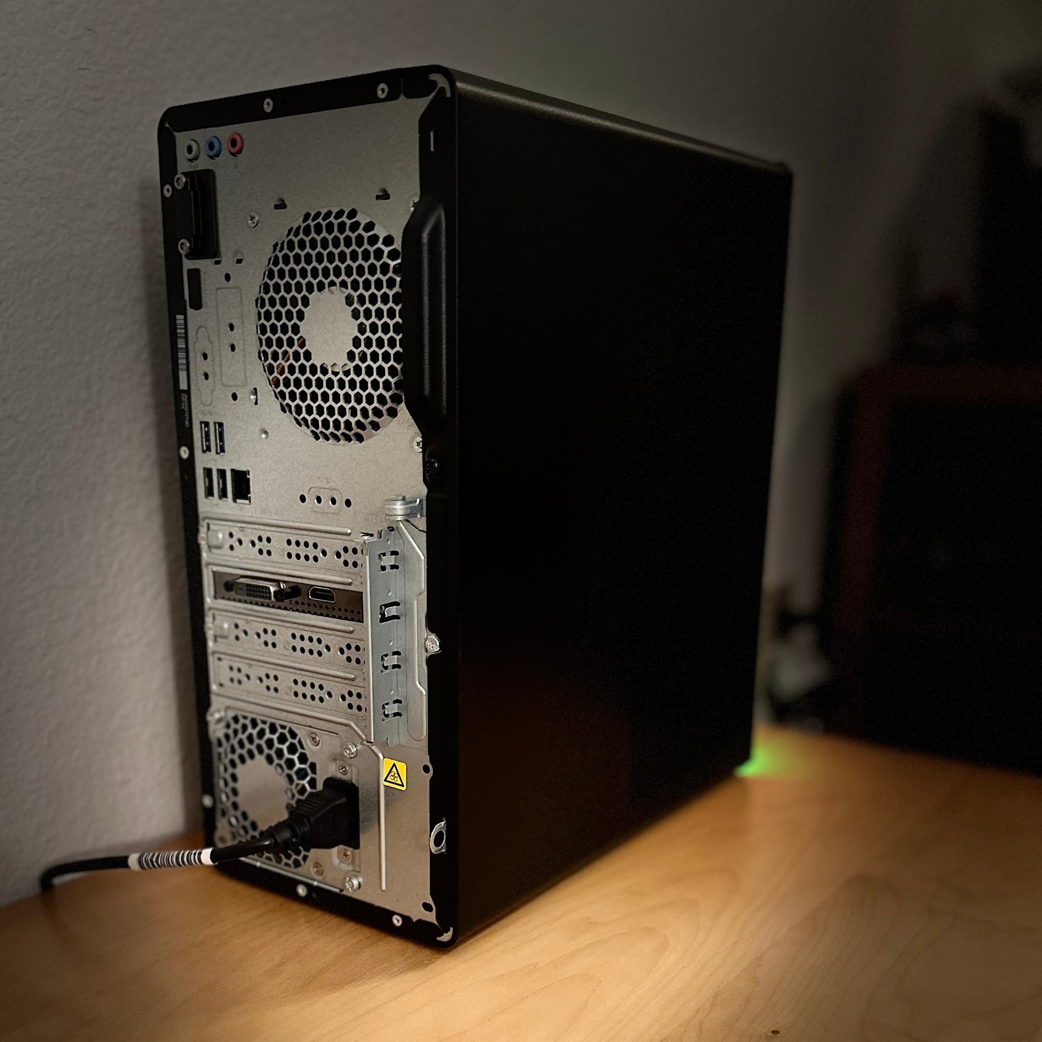 [USED] HP Gaming Computer, Ryzen 5 3500, GTX 1650, 512GB SSD