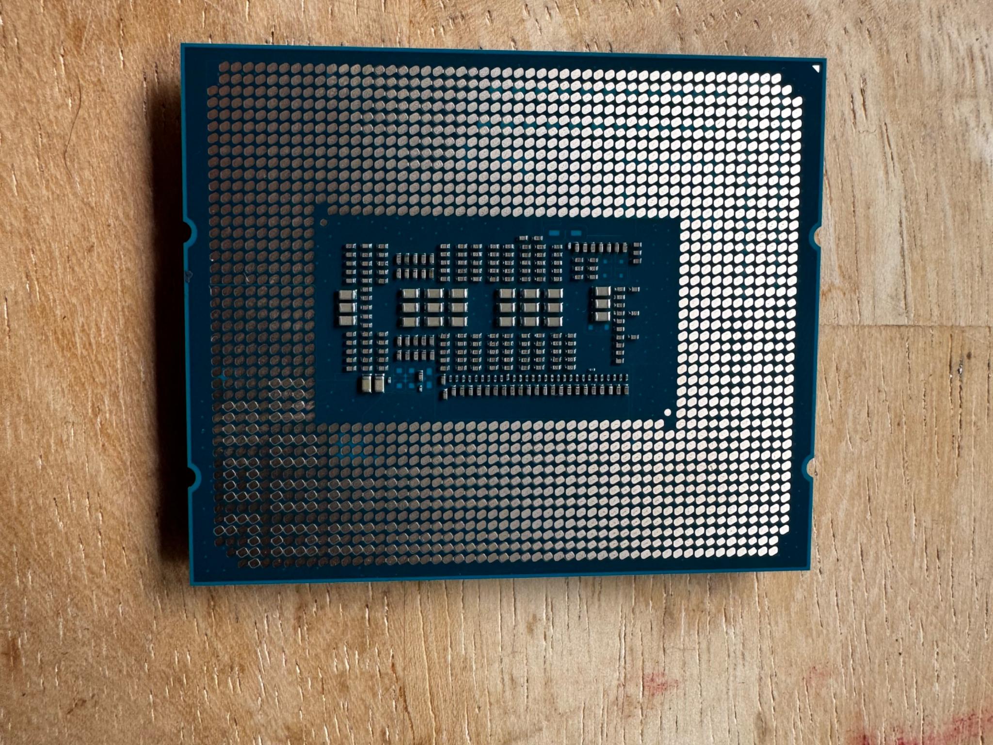 Intel core i5-12600kf