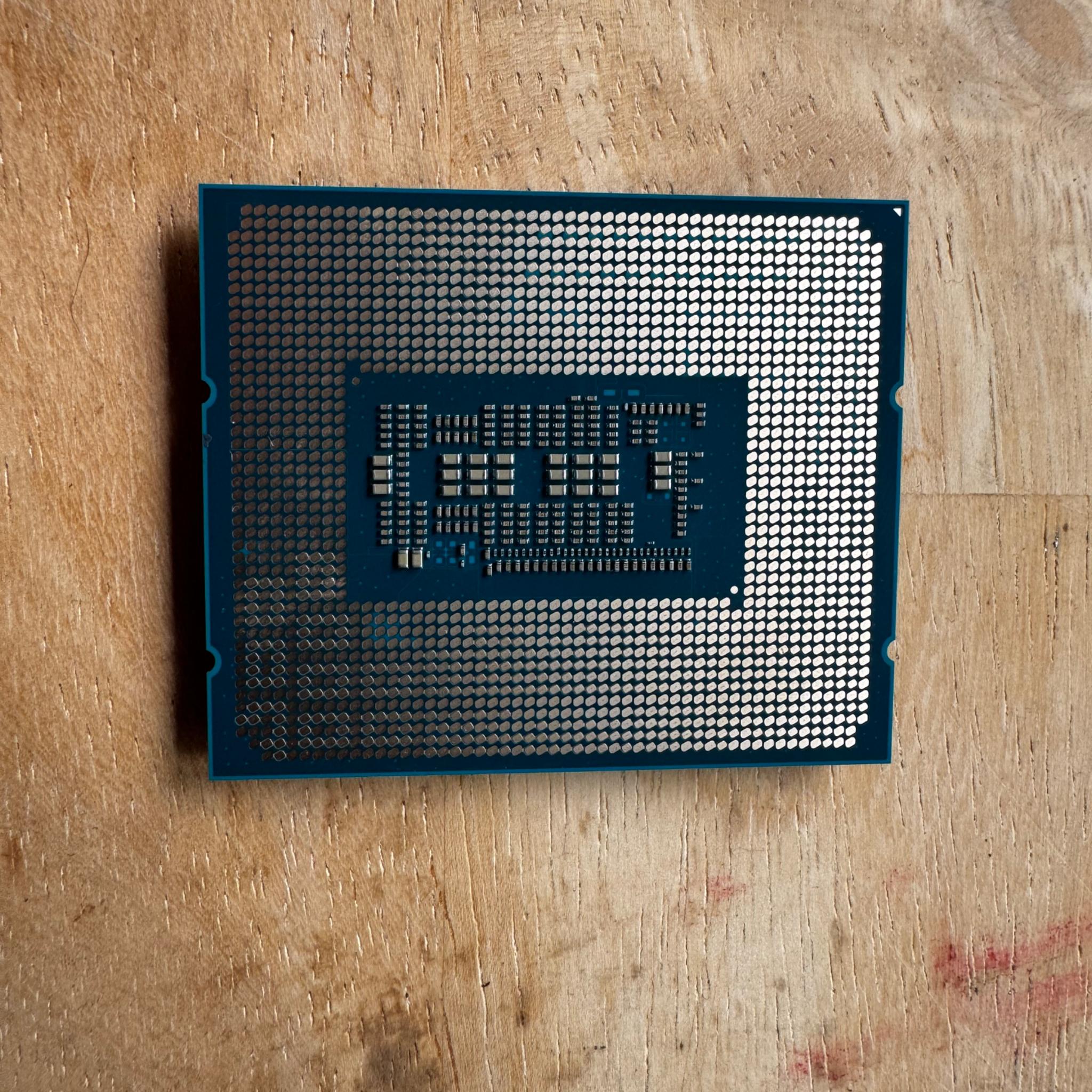 Intel core i5-12600kf