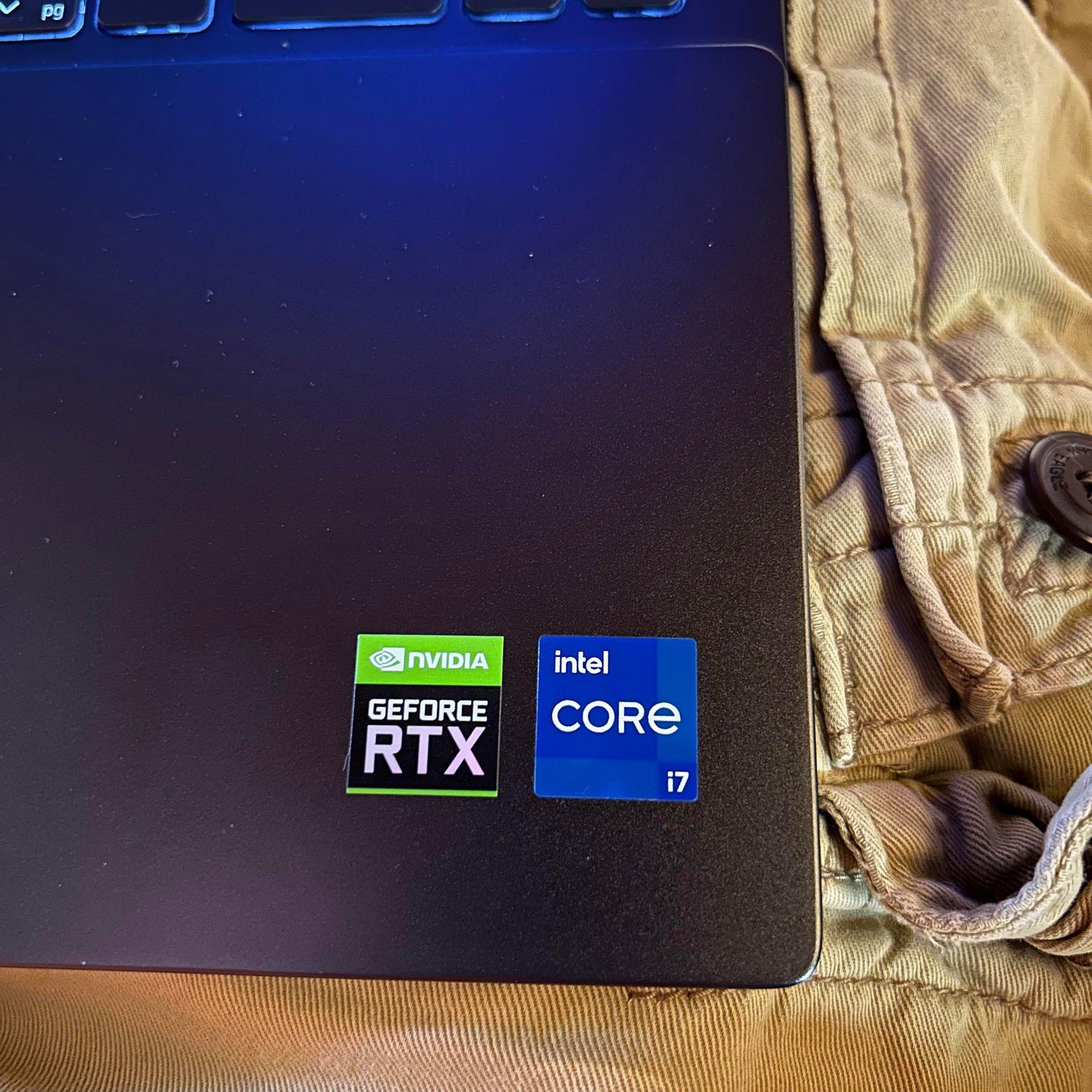 Like new UPGRADED Dell Vostro 7620