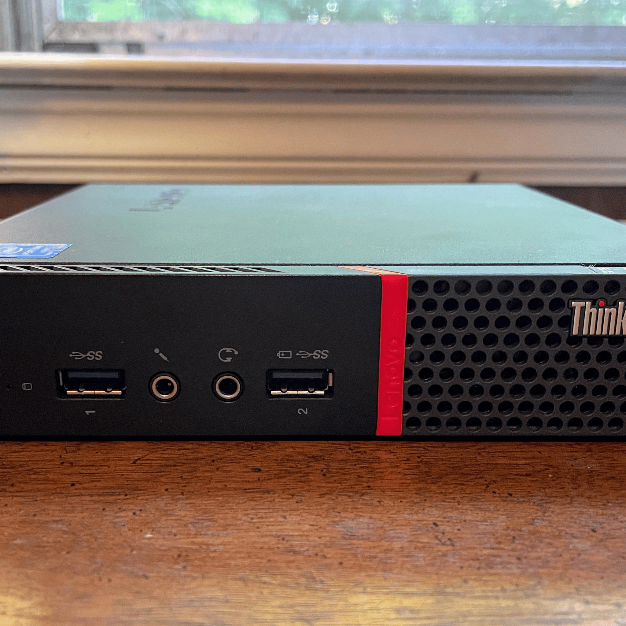 Lenovo ThinkCentre M600 8GB Mini PC Retro Gaming Emulation 120GB SSD Win10 Pro