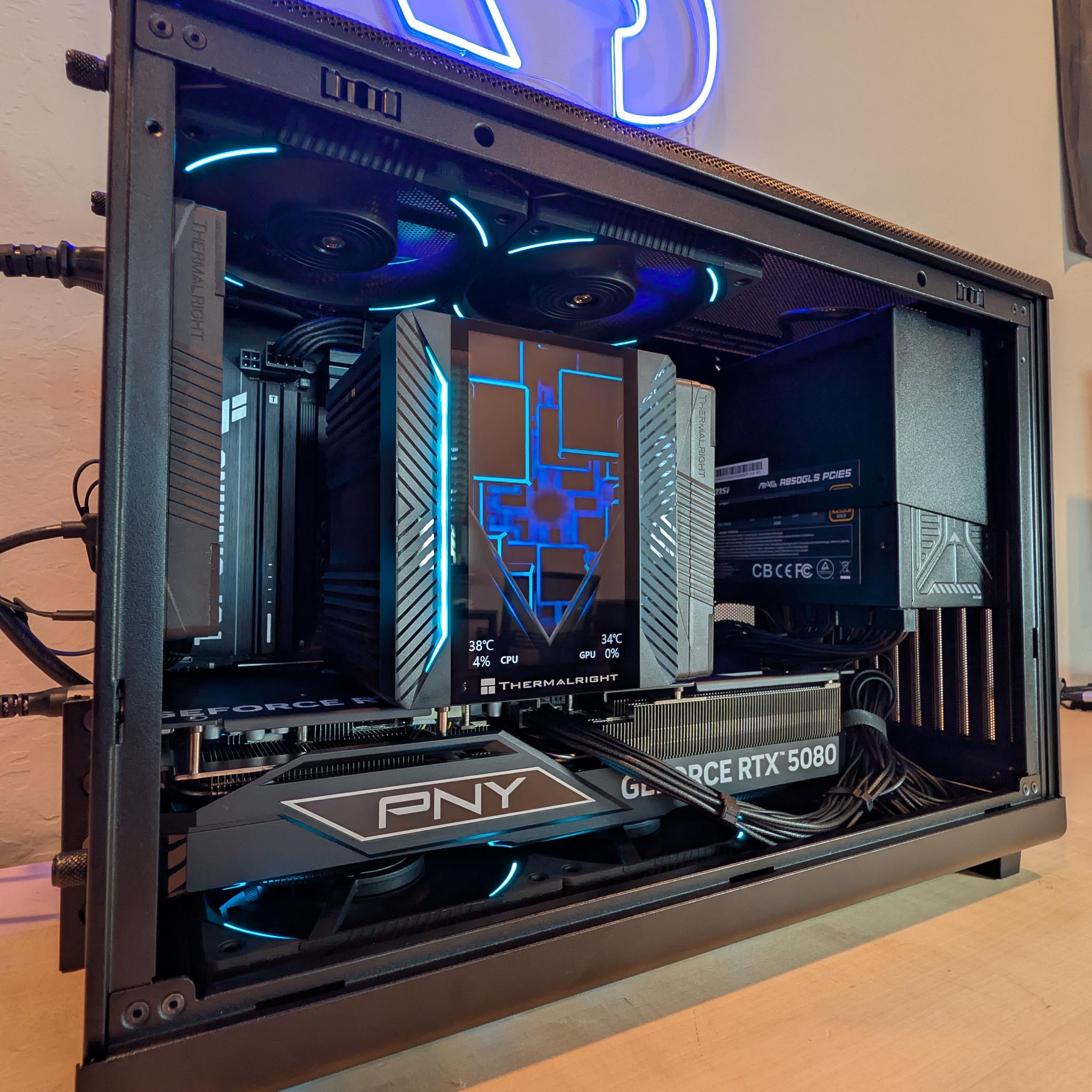 RTX 5080 // Ryzen 9800x3D // 32GB DDR5 // 2TB Gen4 NVMe // WiFi
