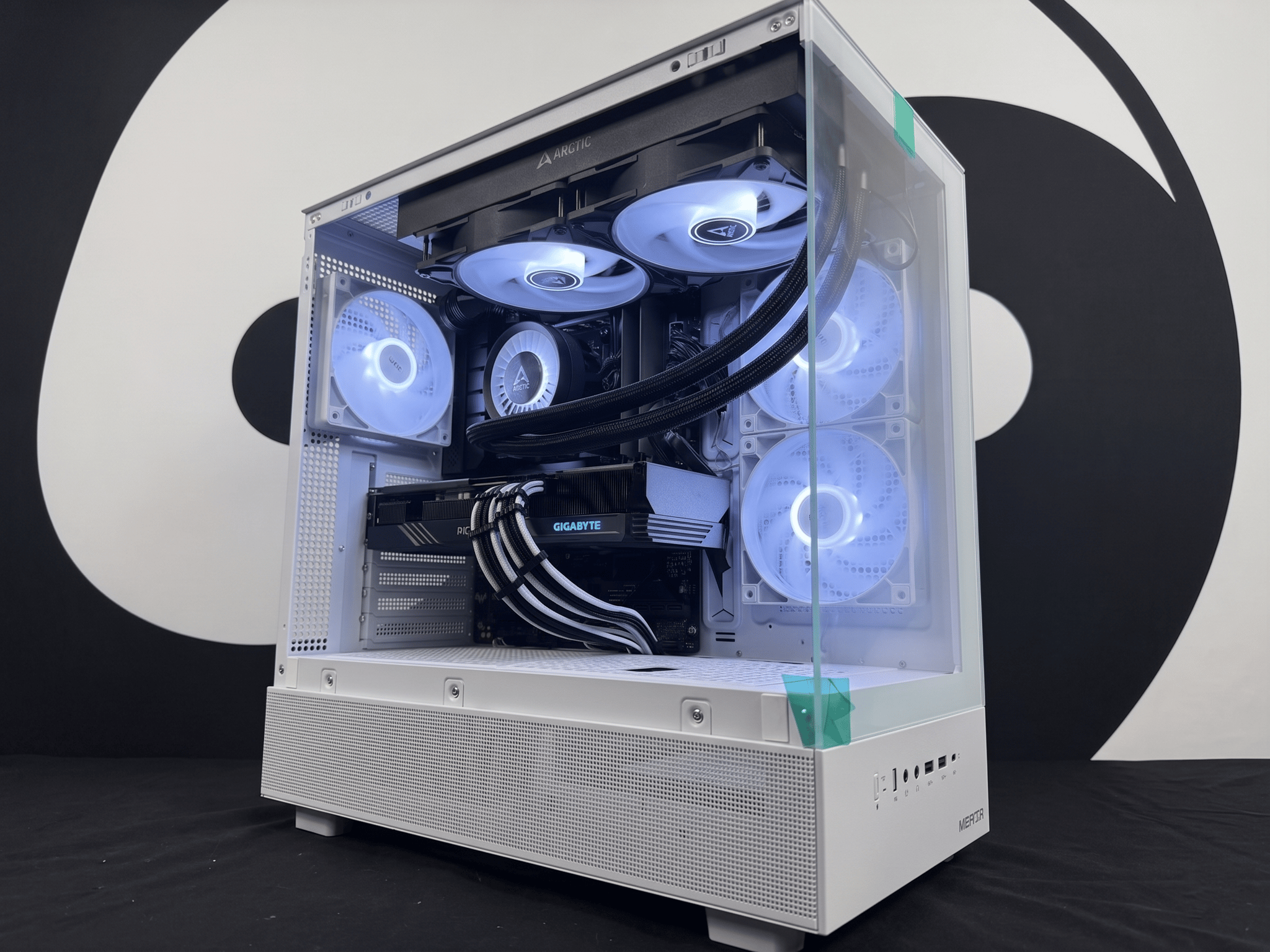 ⚪⚫🔥 YIN YANG BANG 9676 🔥⚫⚪ Ryzen 5 9600X| RX 7600XT 16 GB | 1.5 TB NVMe| 16 GB DDR5| 650W PSU